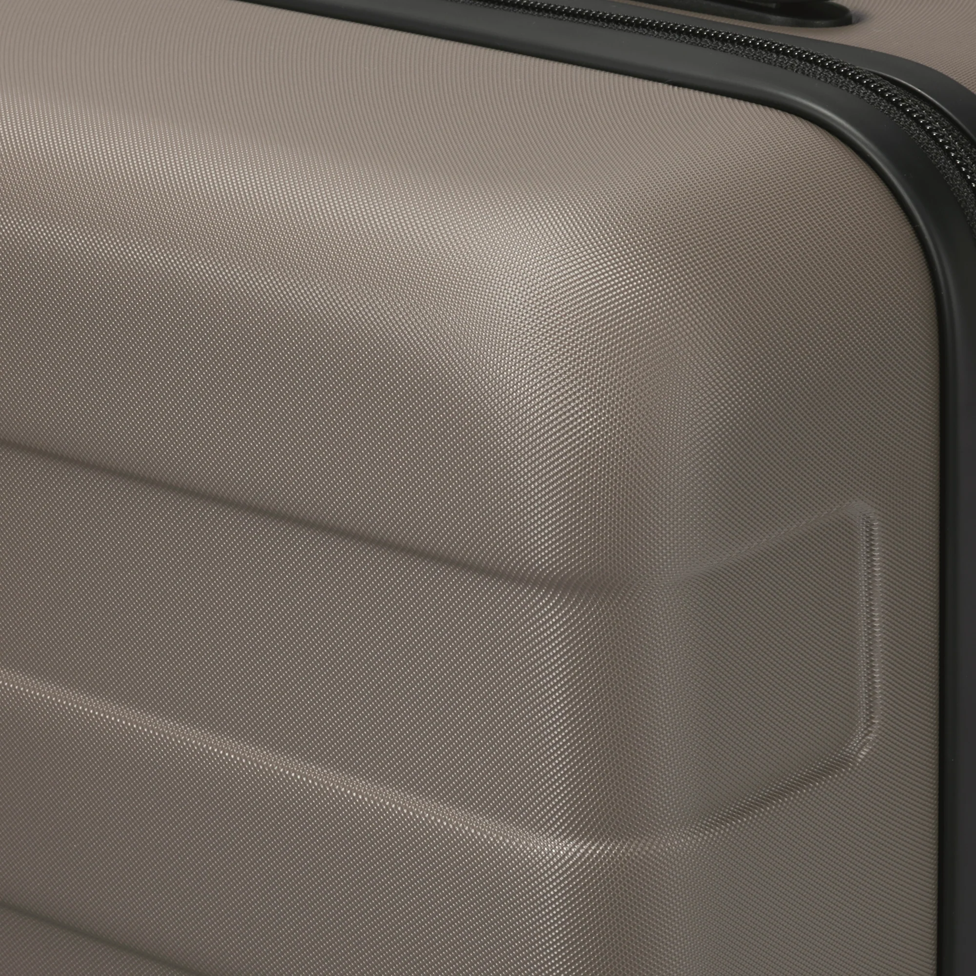 Hard Shell Suitcase 36L | Carry-On - Image 123