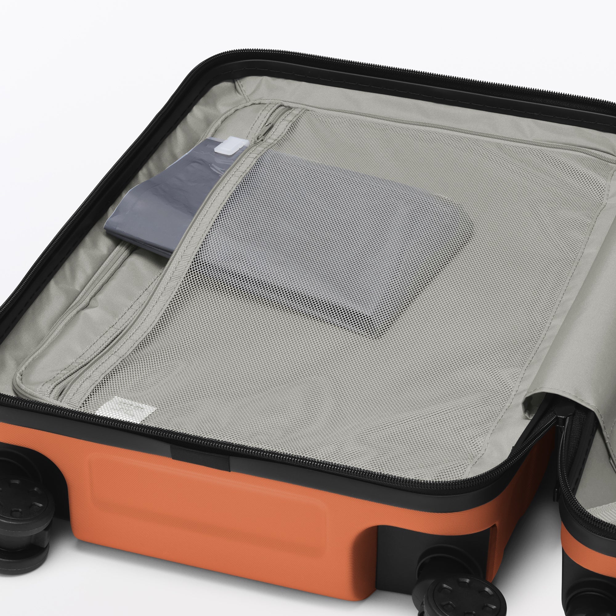 Hard Shell Suitcase 36L | Carry-On - Image 23