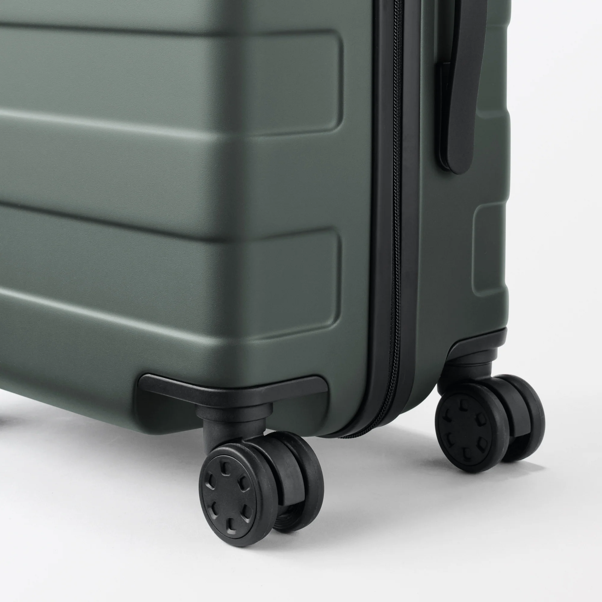 Adjustable Handle Hard Shell Suitcase 36L | Carry-On - Image 13