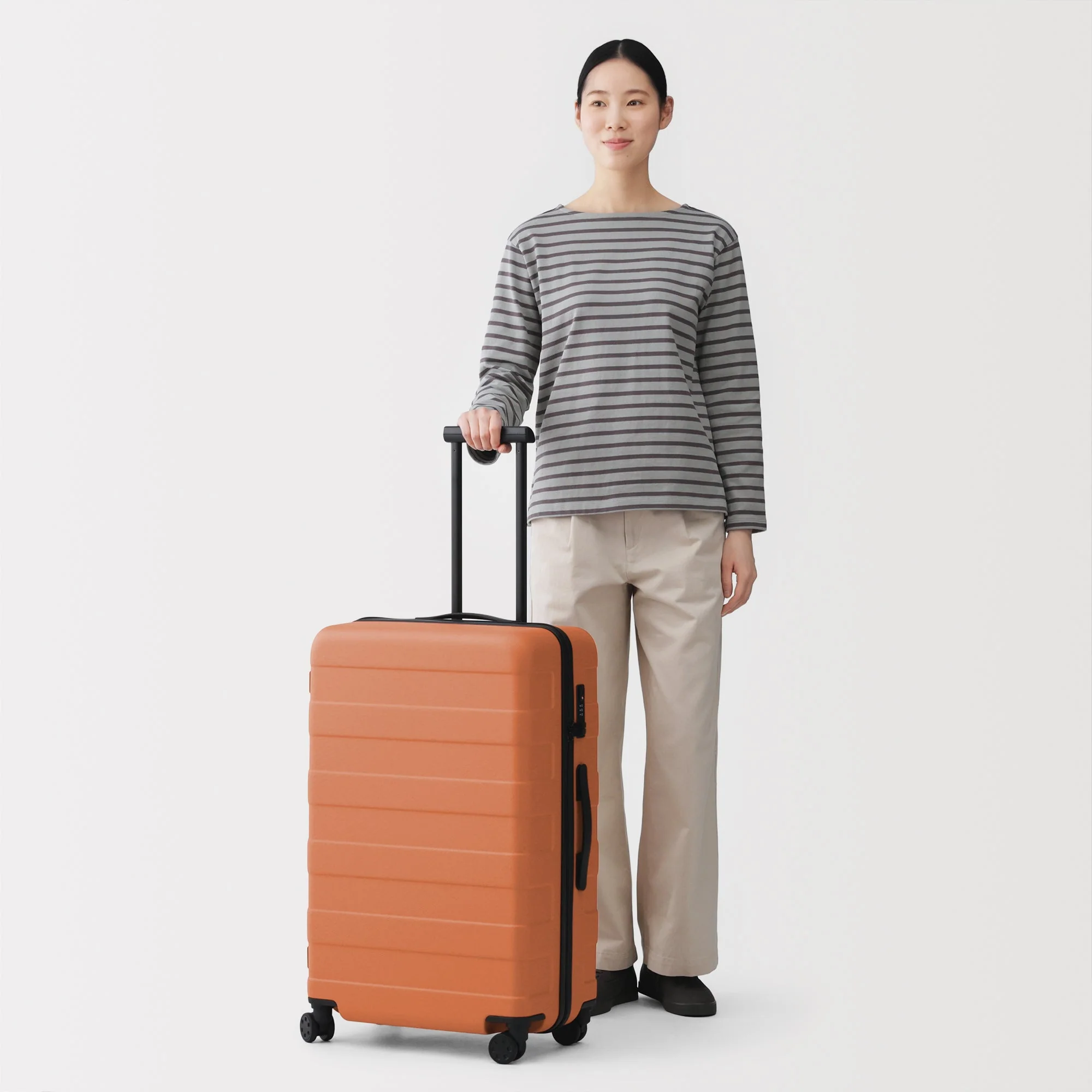 Hard Shell Suitcase 75L | Check-In - Image 28