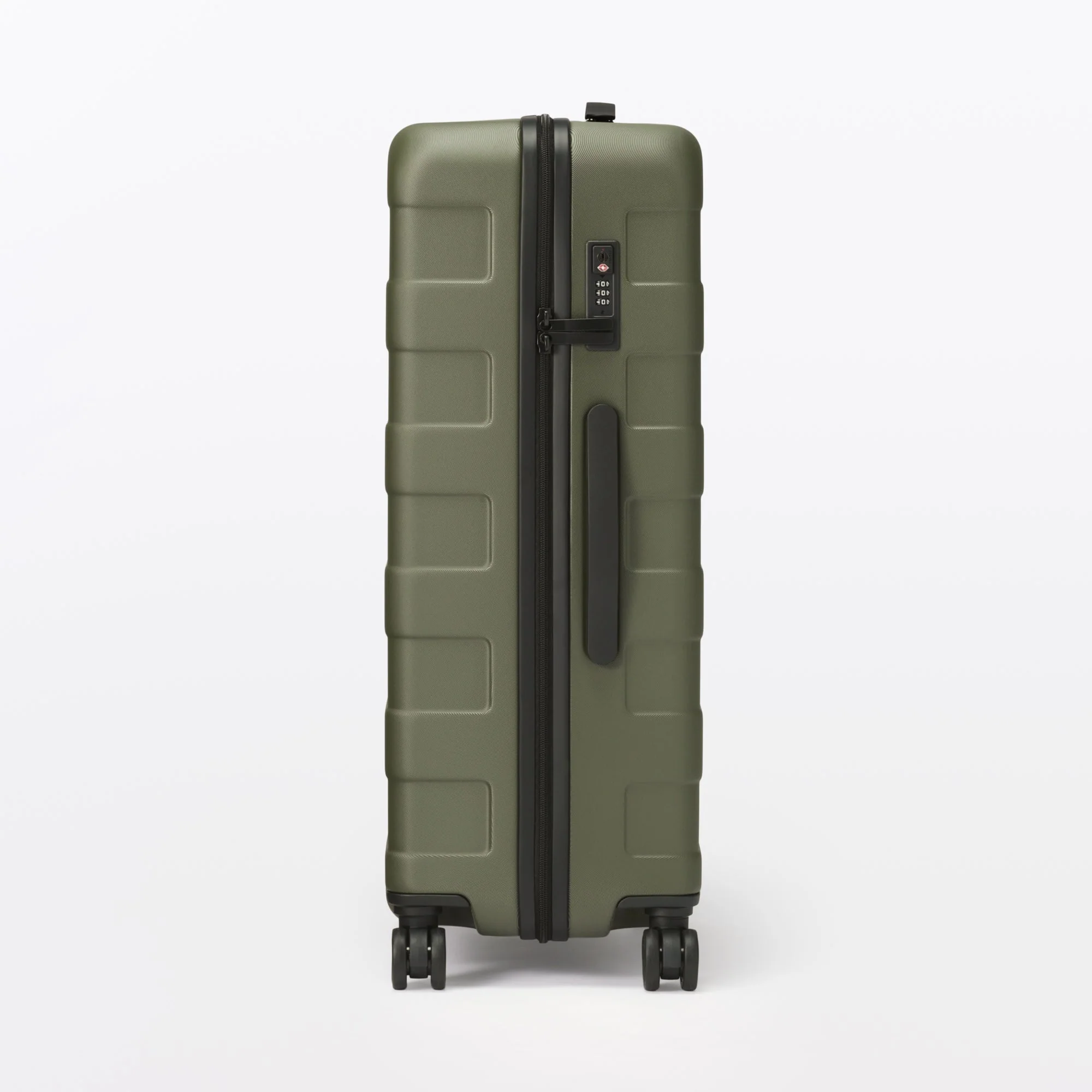 Hard Shell Suitcase 75L | Check-In - Image 44