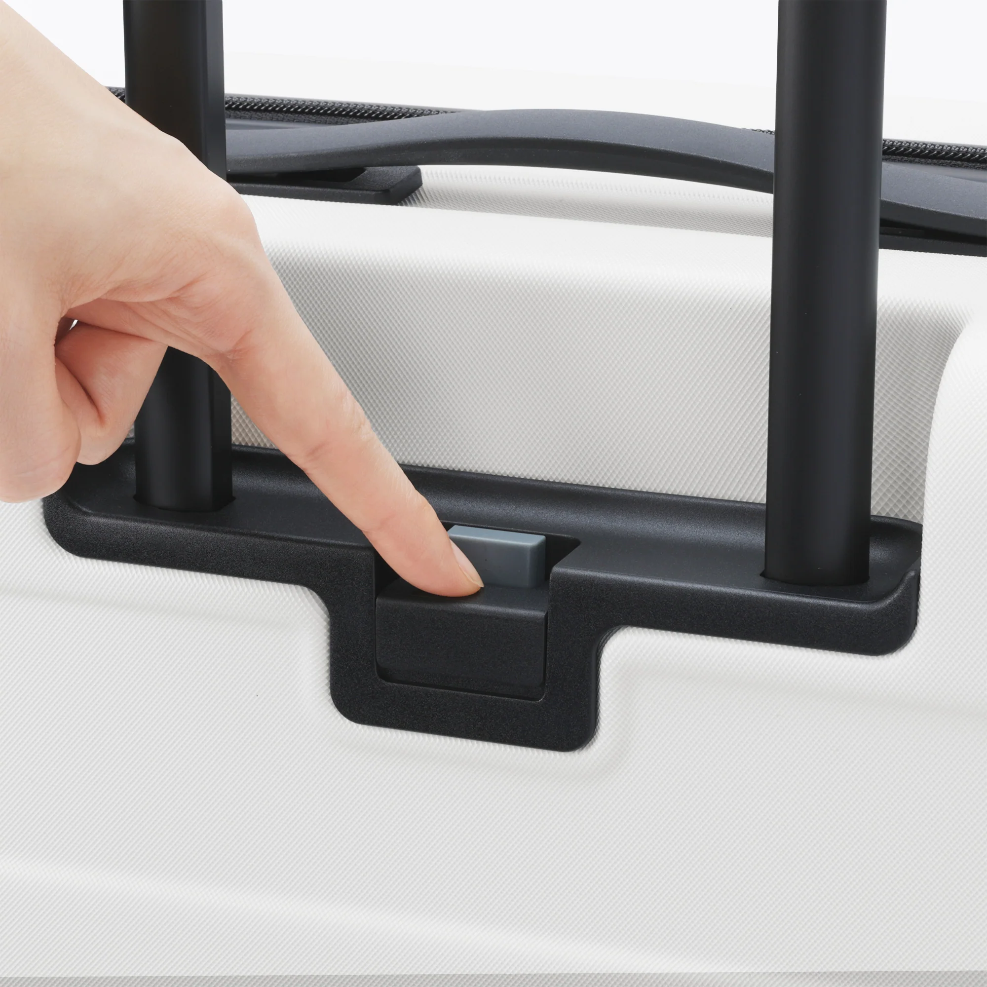 Hard Shell Suitcase 75L | Check-In - Image 93