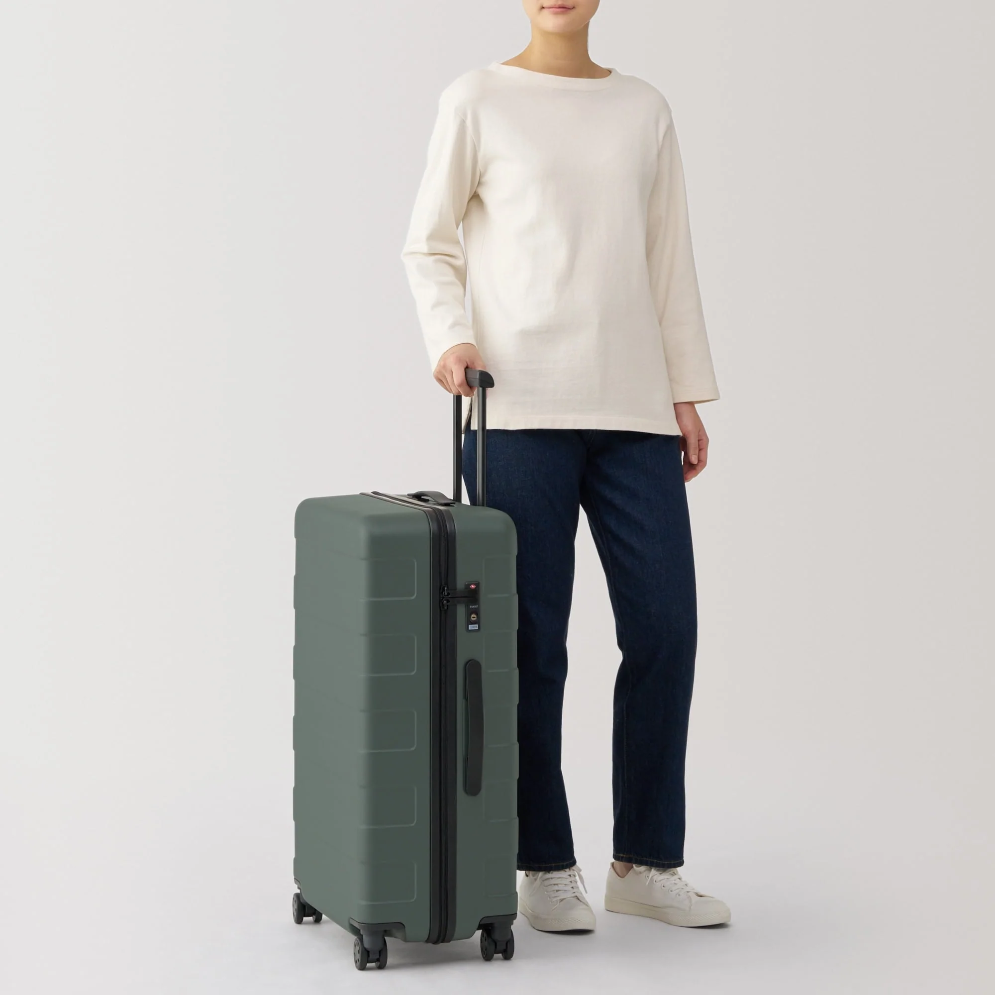 Adjustable Handle Hard Shell Suitcase 75L | Check-In - Image 33