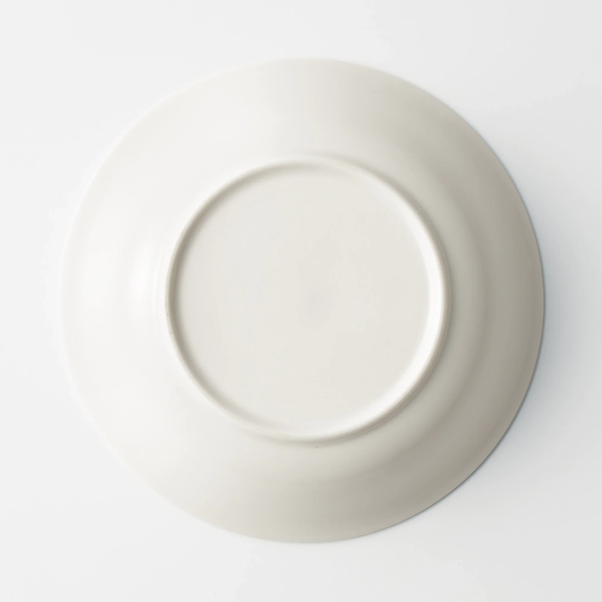 Beige Porcelain Deep Dish - Image 4