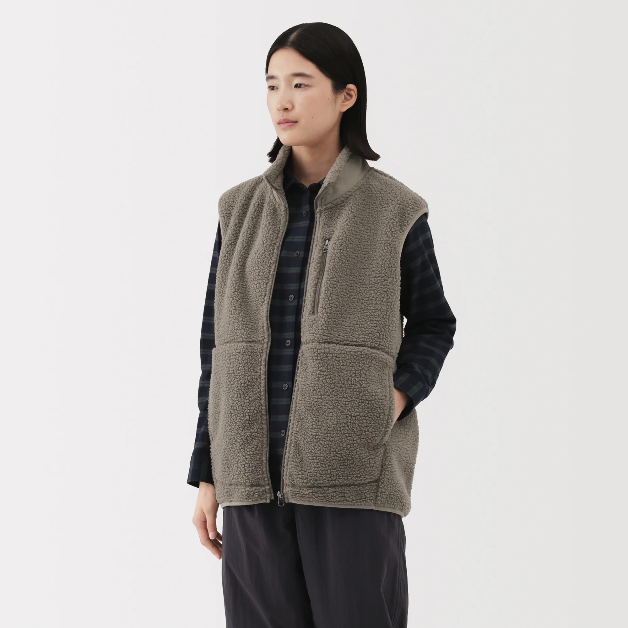 Boa Fleece Vest - Image 13