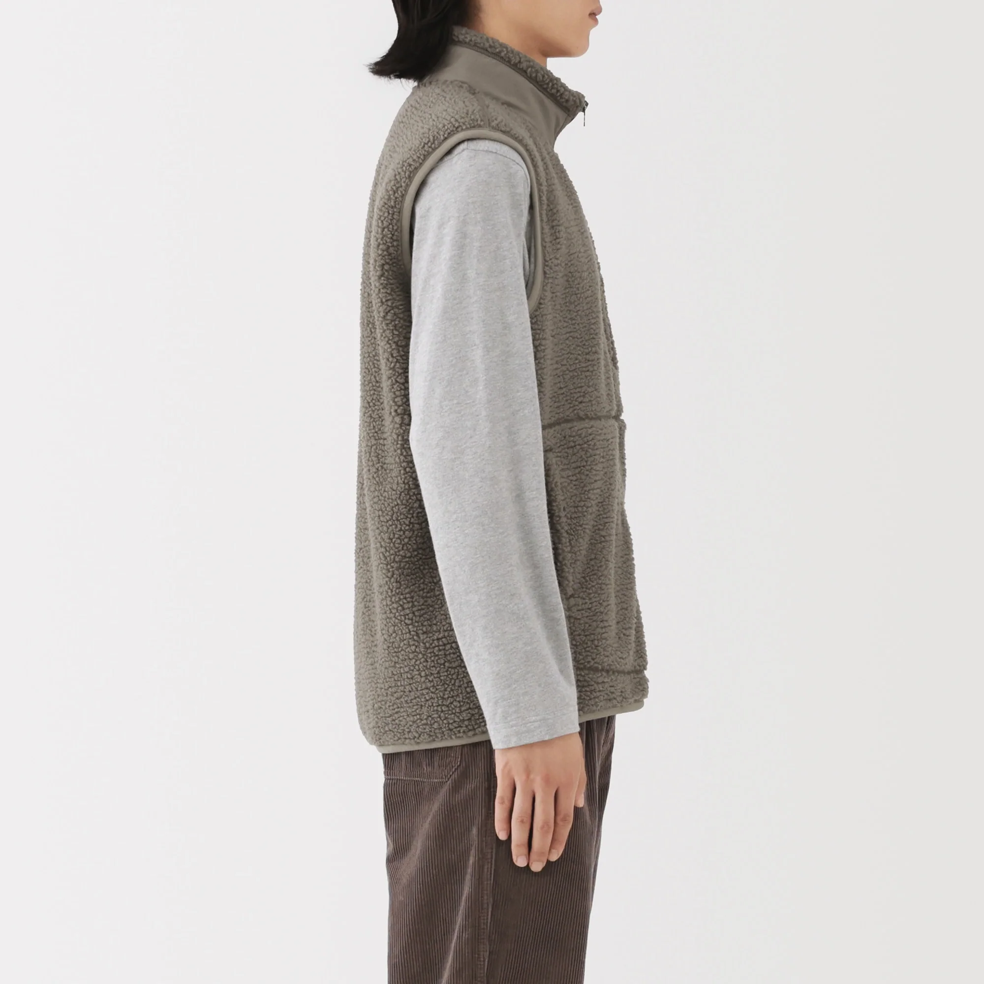 Boa Fleece Vest - Image 32