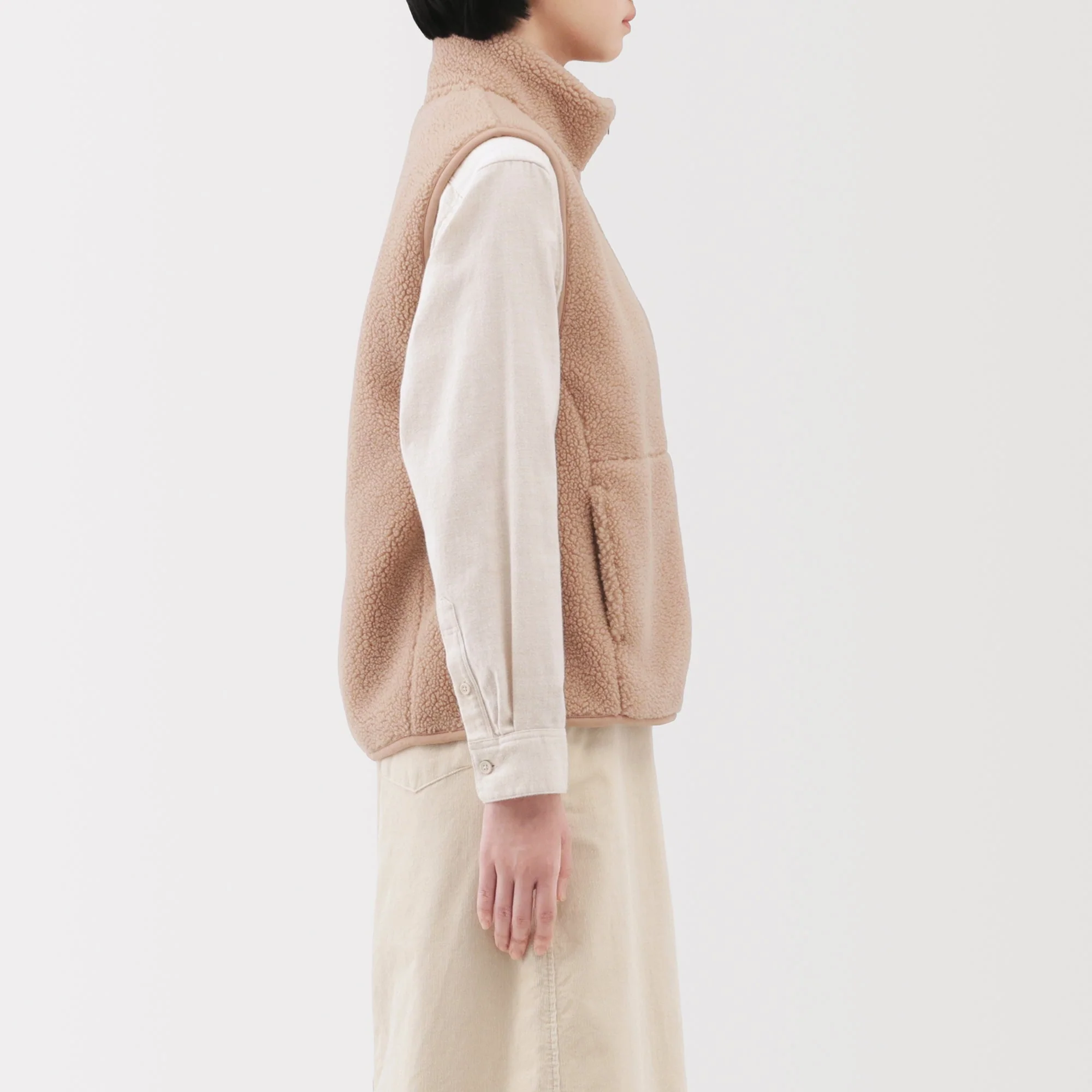 Boa Fleece Vest - Image 21