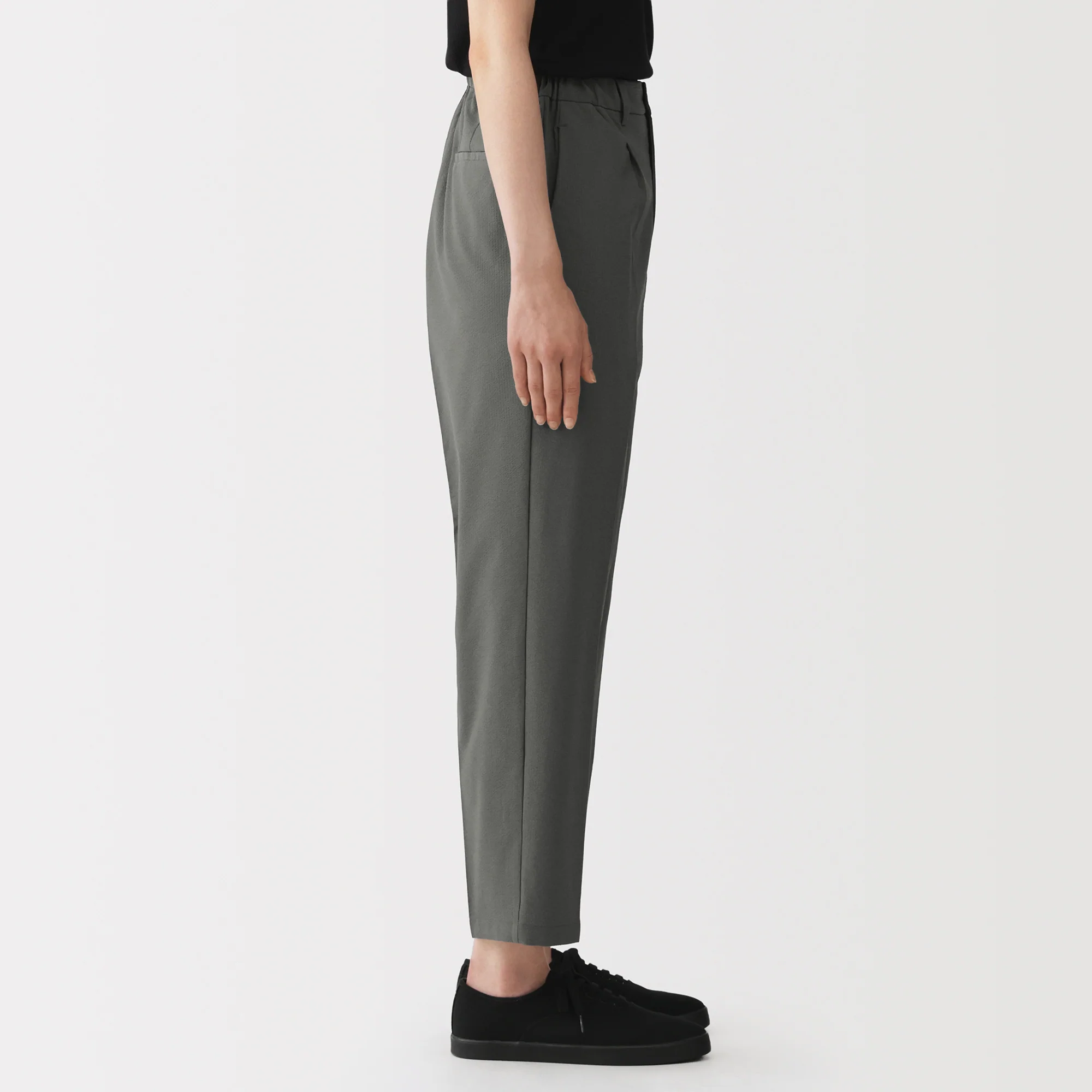 Breathable Seersucker Tapered Pants - Image 5