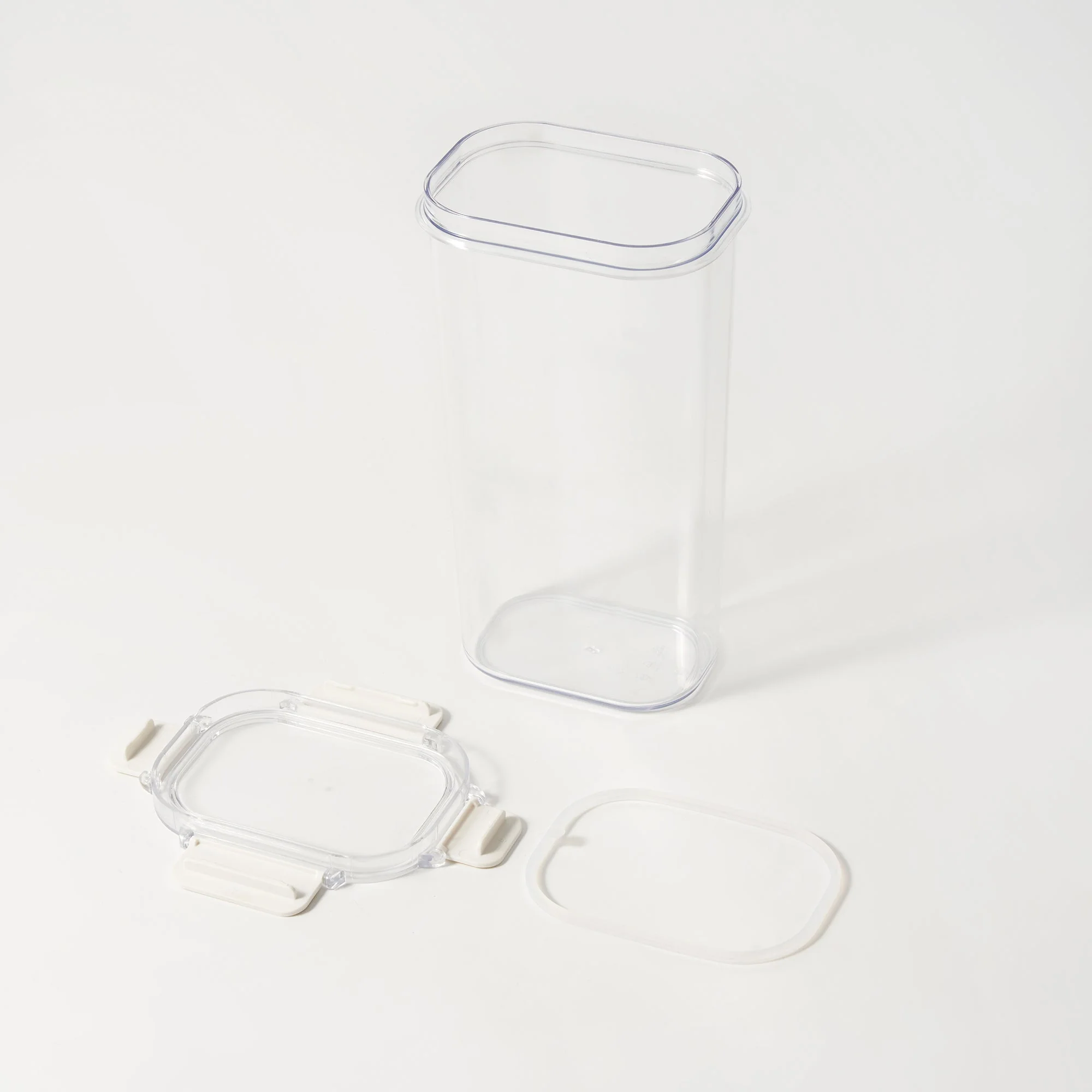 Clear Storage Container - 56.1 fl oz - Image 7