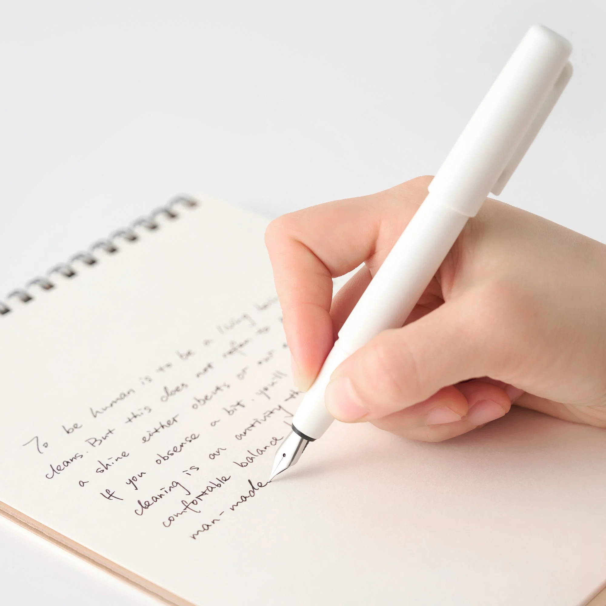 Compact Fountain Pen - Image 3