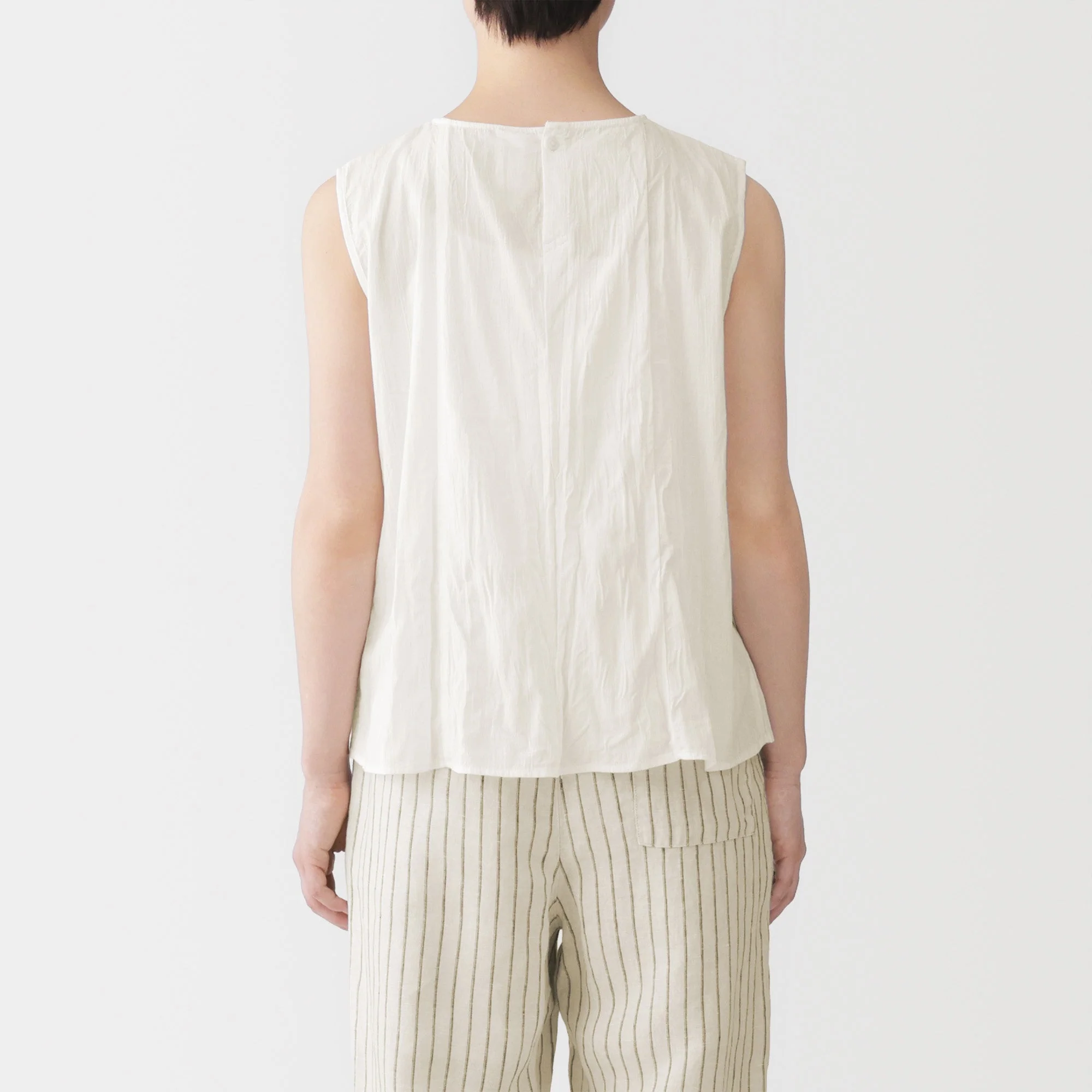 Cotton Crepe Sleeveless Blouse - Image 7