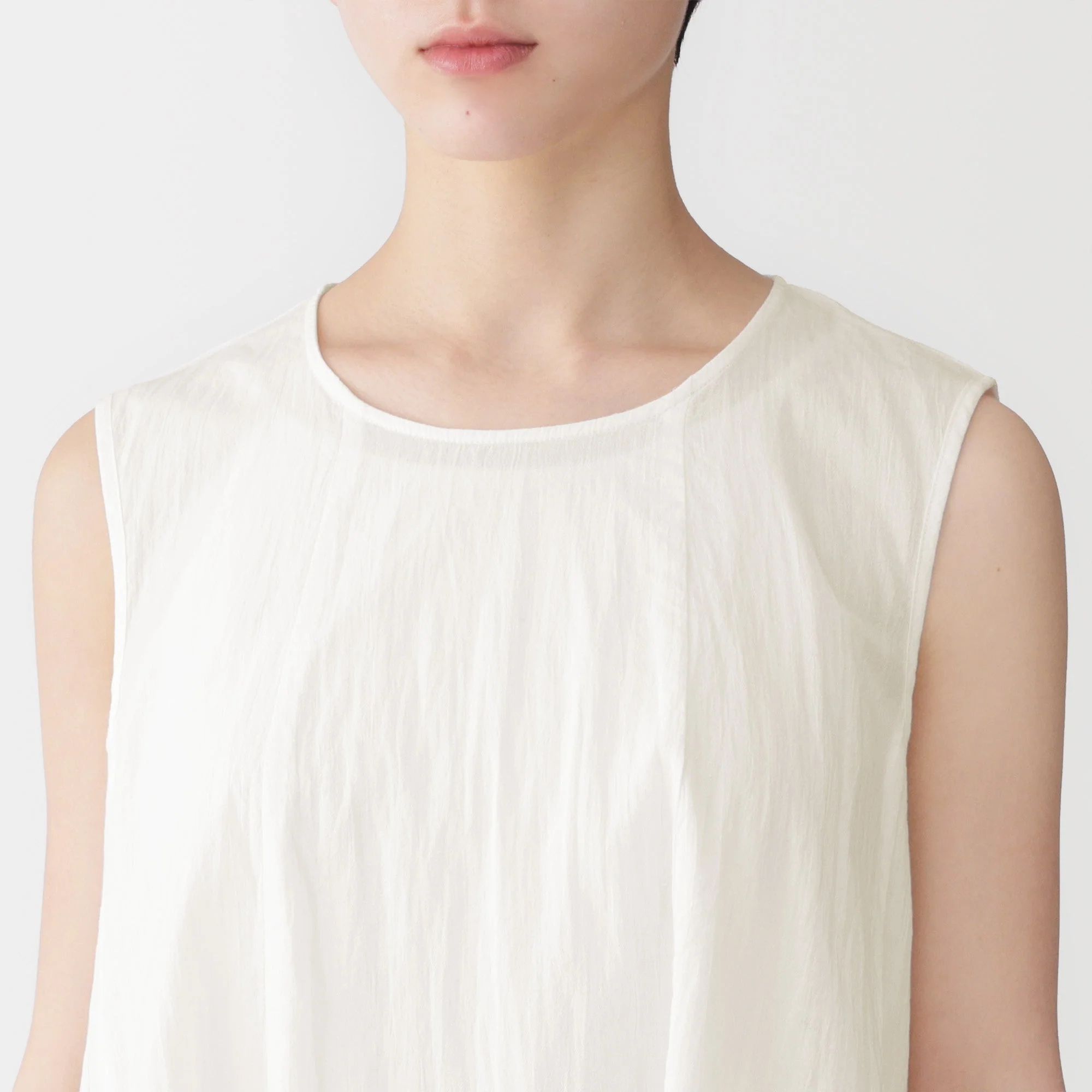 Cotton Crepe Sleeveless Blouse - Image 8