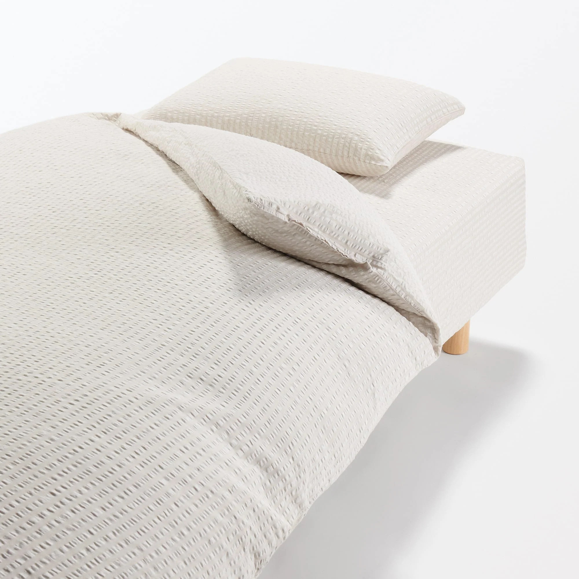Cotton Seersucker Fitted Sheet - Image 10