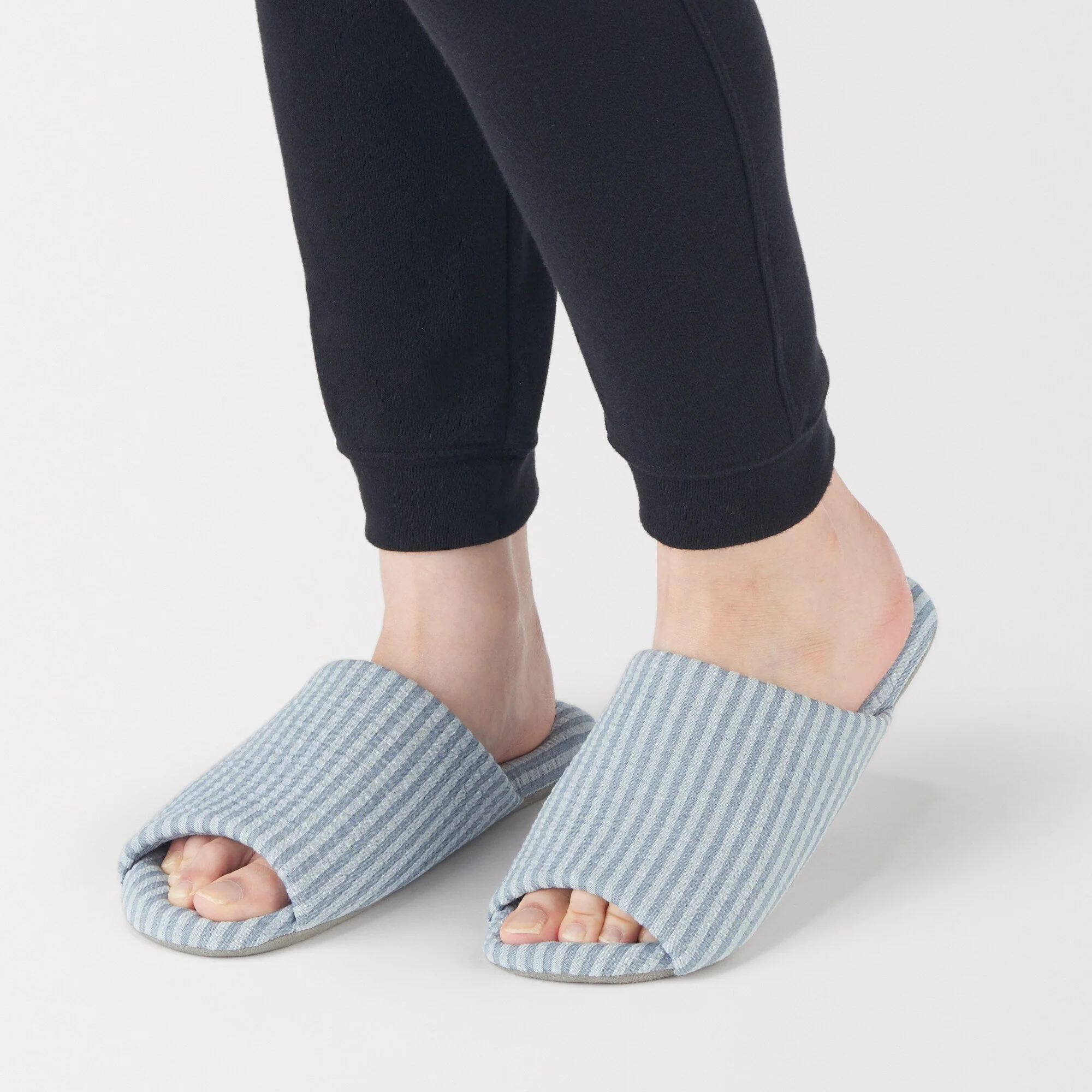 Cotton Seersucker Soft Slippers - Image 9