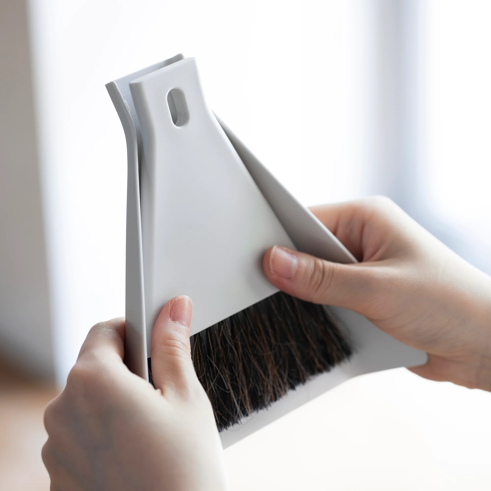 Desk Broom With Dustpan - Image 4