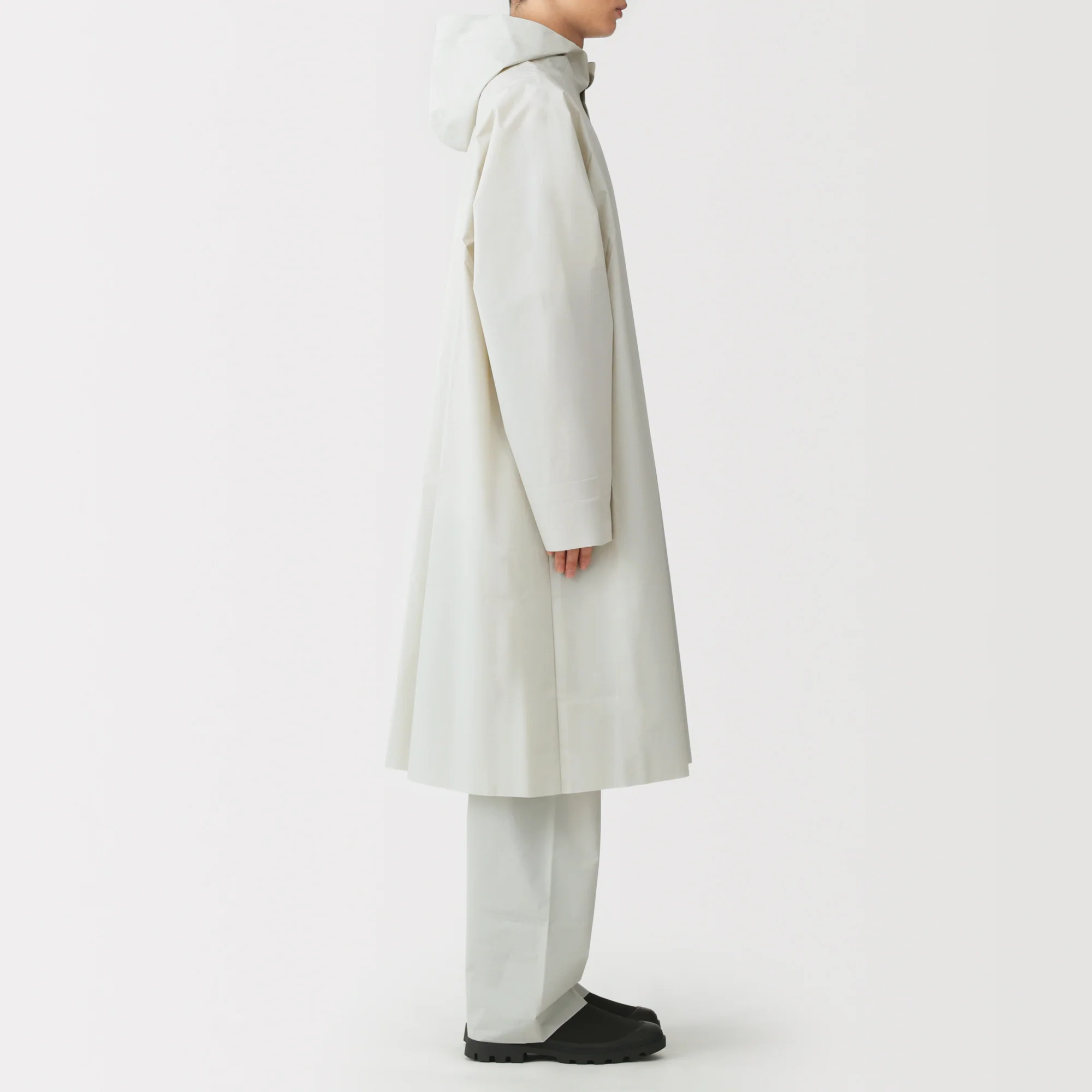 EVA Free Cut Long Raincoat - Image 16