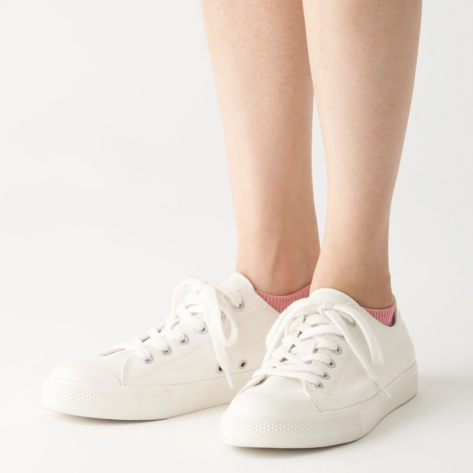 Good Fit Right Angle Sneaker-In Socks - Image 5