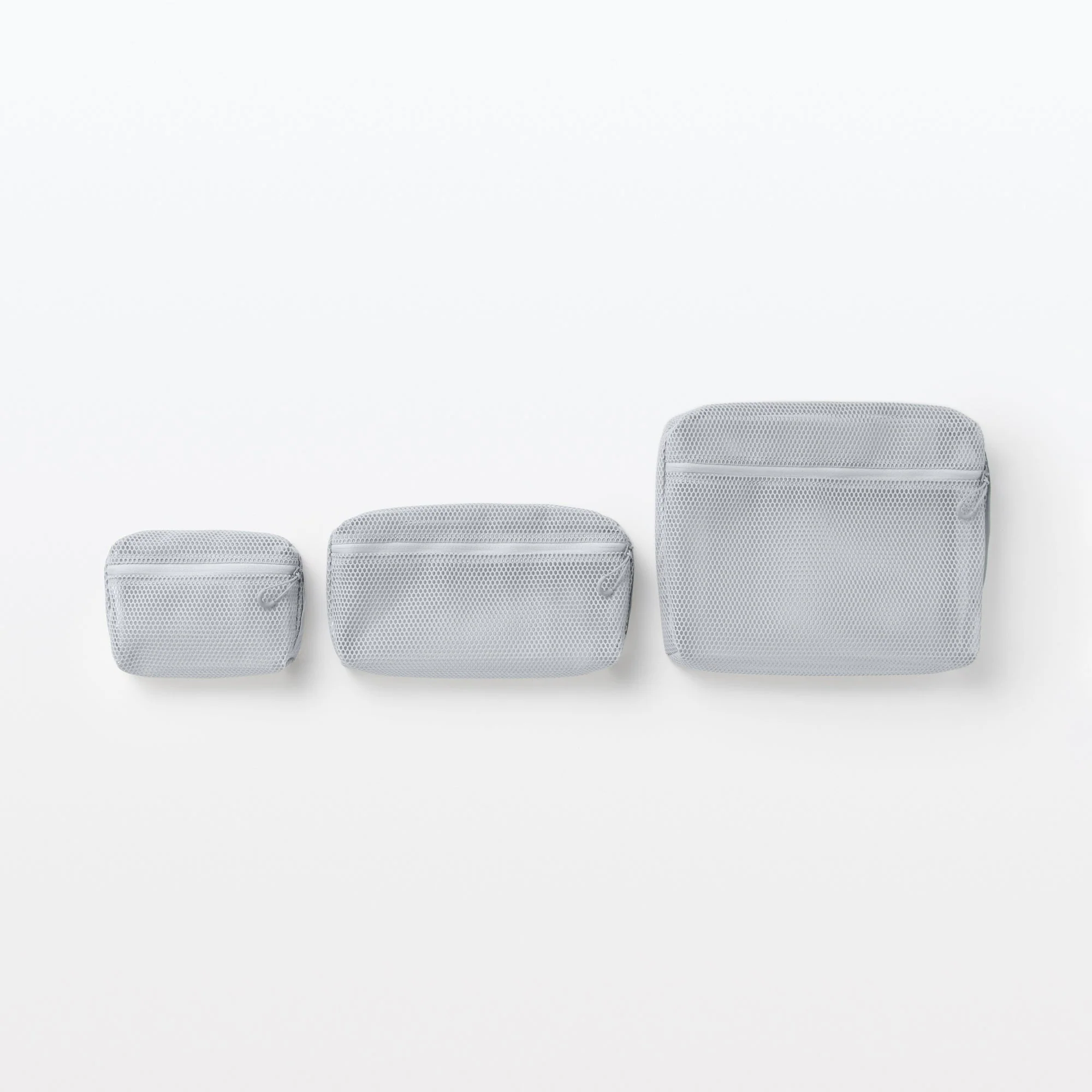 Gusset Mesh Case Medium - Gray - Image 6