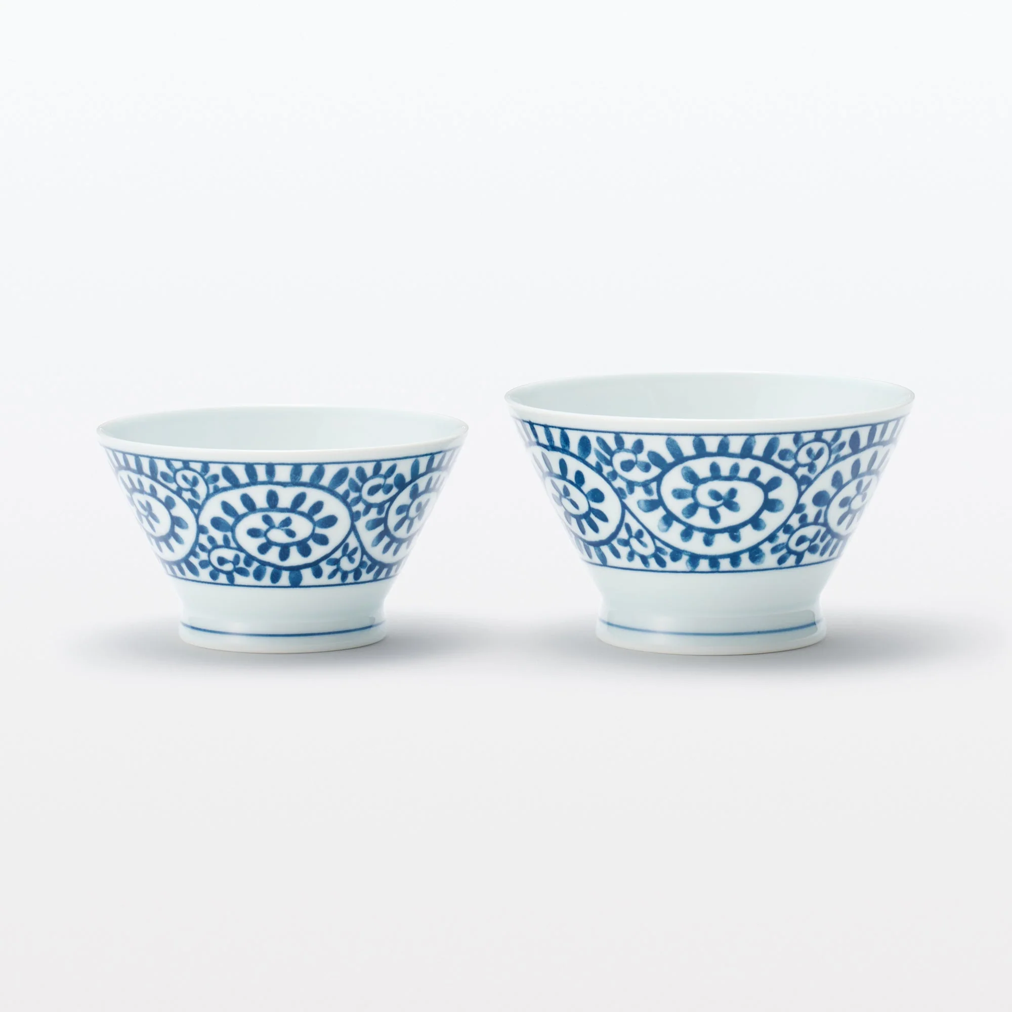 Hasami Ware Rice Bowl - Arabesque Pattern - Large - Image 7