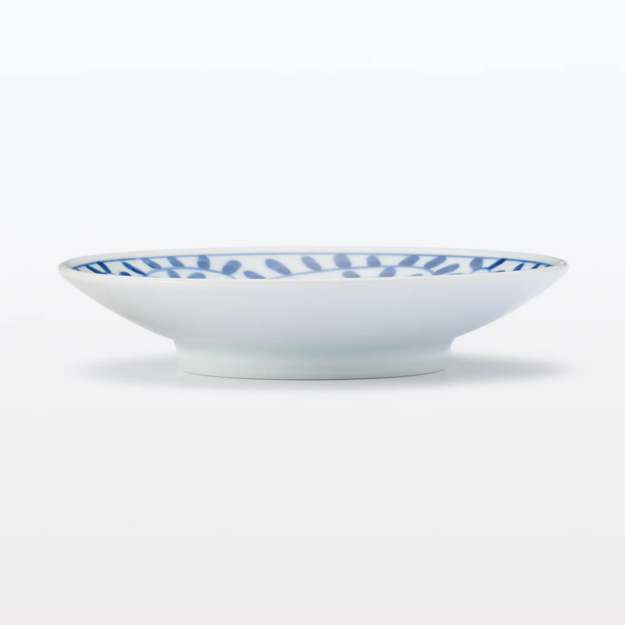 Hasami Ware Small Plate - Arabesque Pattern - Image 4