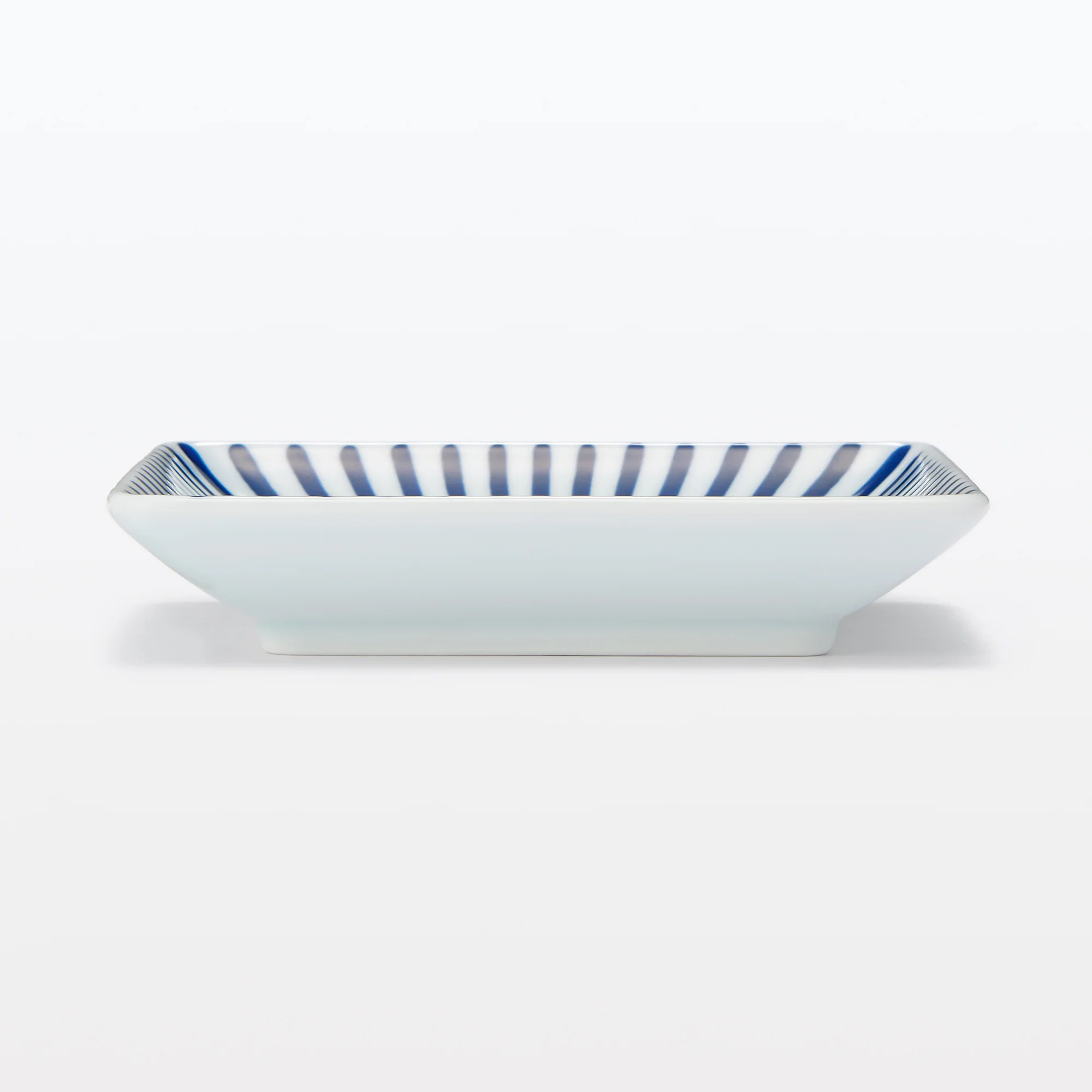 Hasami Ware Square Plate - Stripes Pattern - Image 4