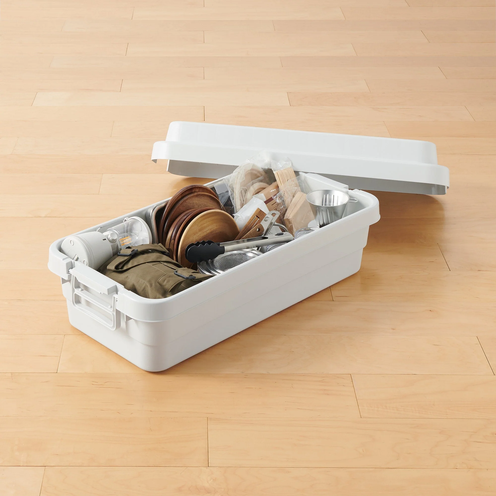 Heavy Duty Polypropylene Shallow Storage Box - Extra Large (42.3 Qt) - Image 12