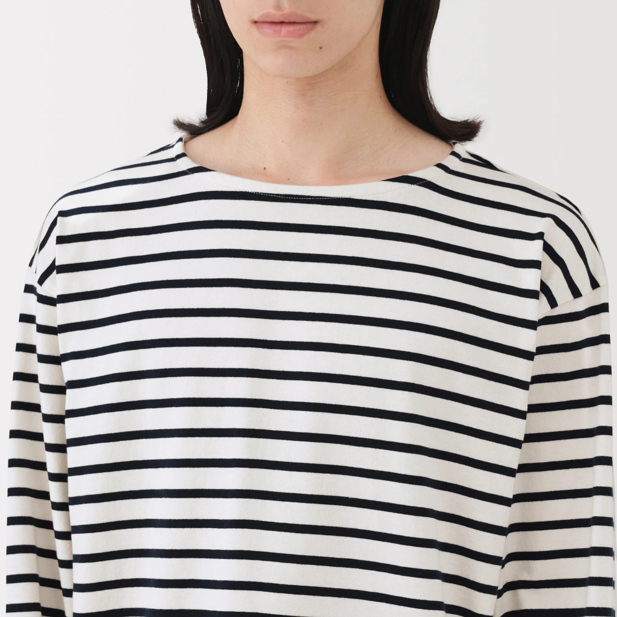 Heavyweight Boatneck T-Shirt - Image 15