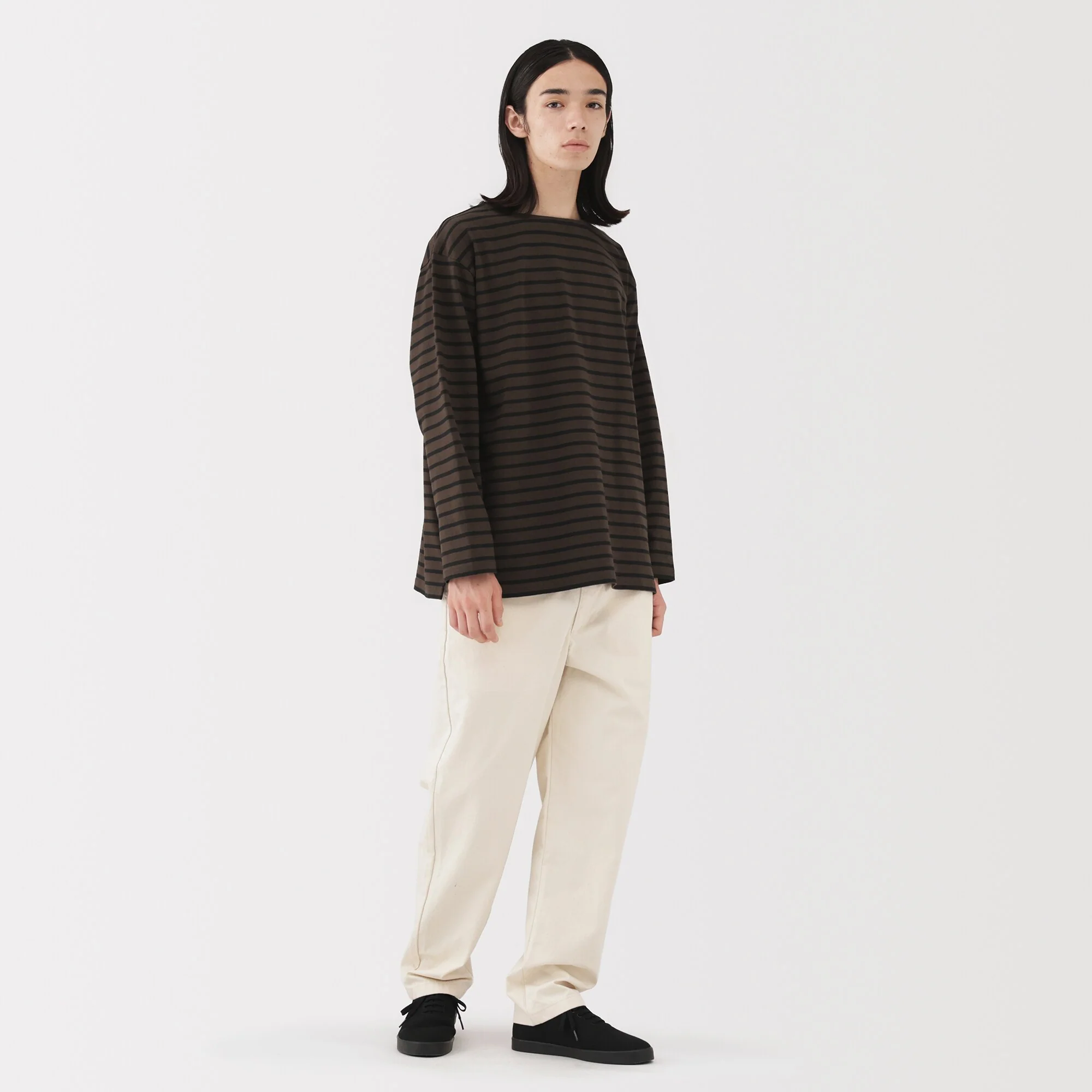 Heavyweight Boatneck T-Shirt - Image 28