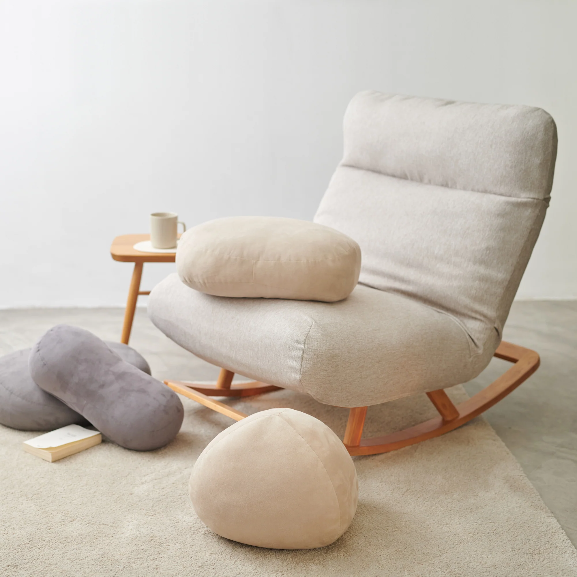 [HD] High Back Cushioned Sofa Rocking Chair - Image 13