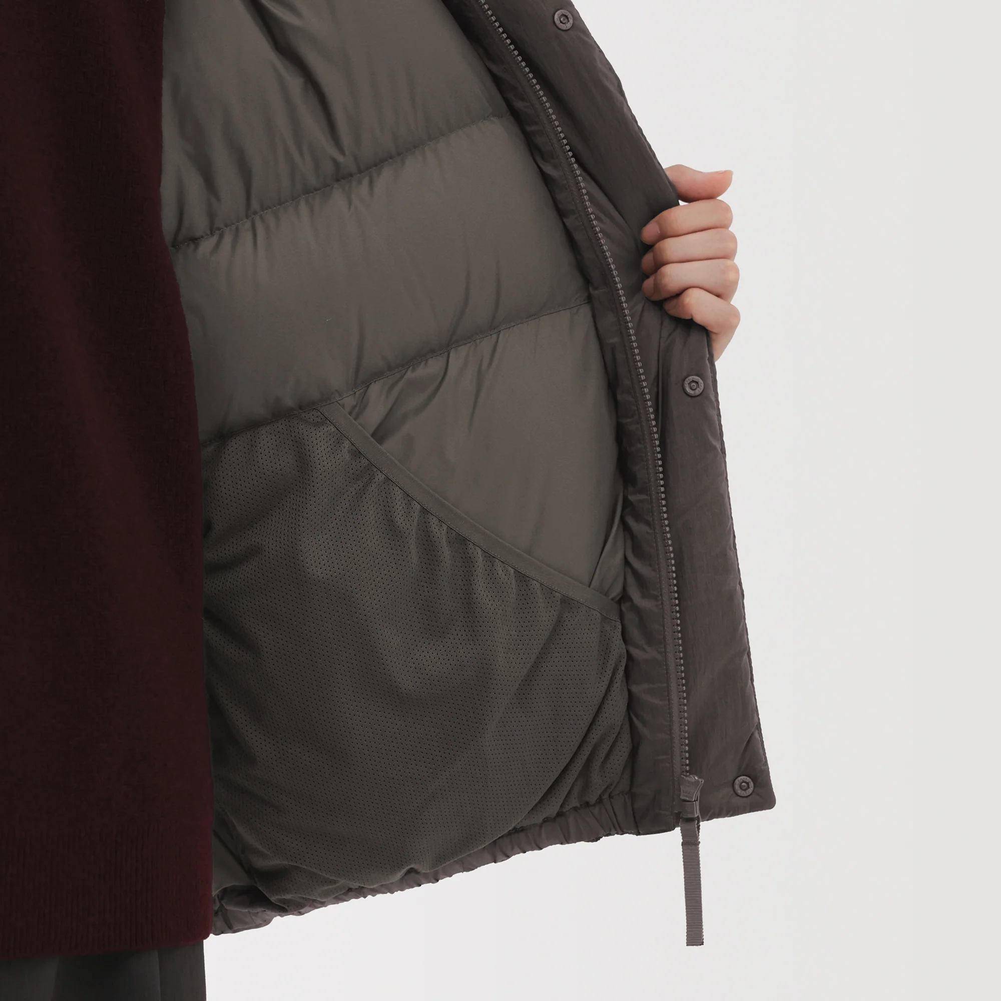Labo Down Jacket - Image 11