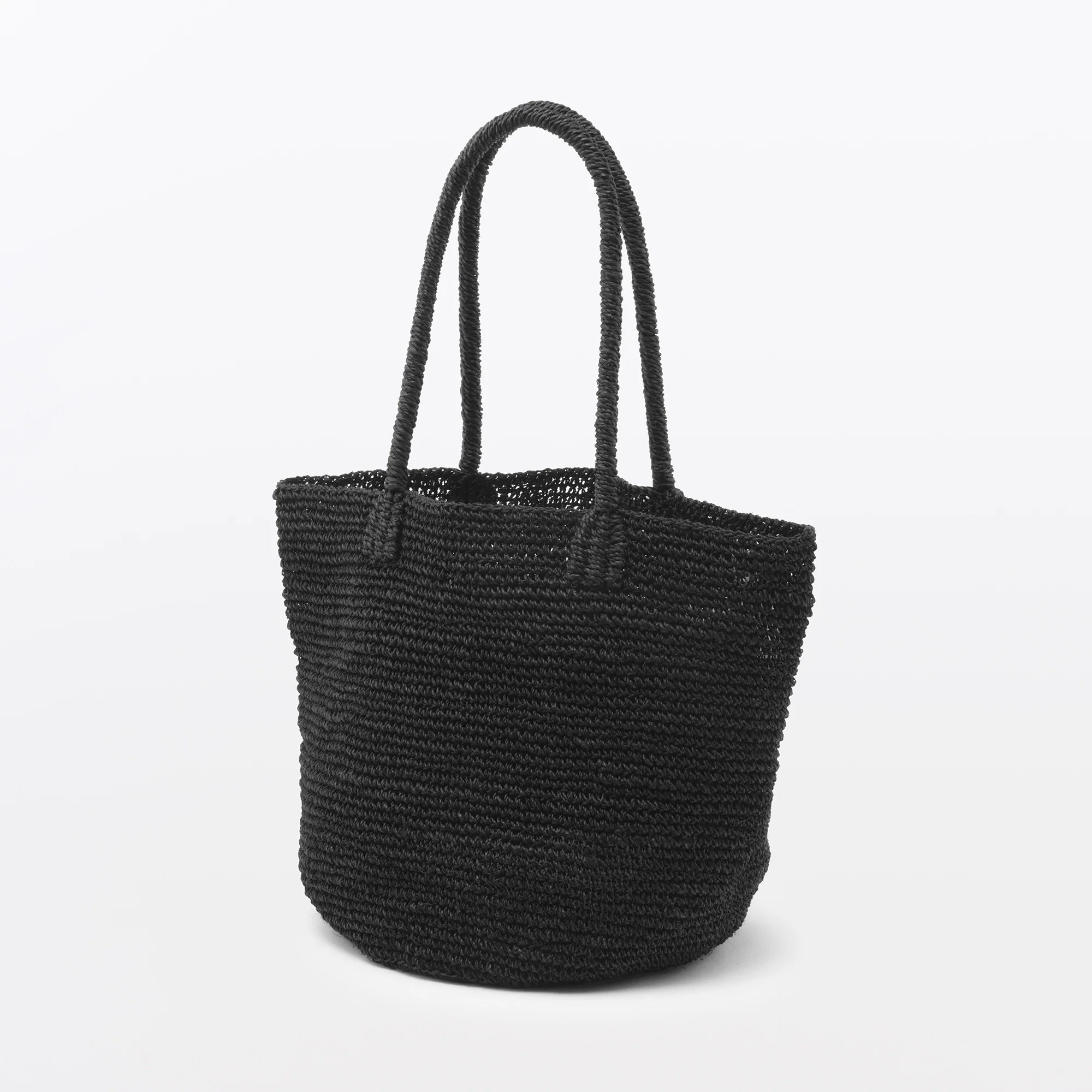Labo Hand-Knitted Abacá Tote Bag - Image 11