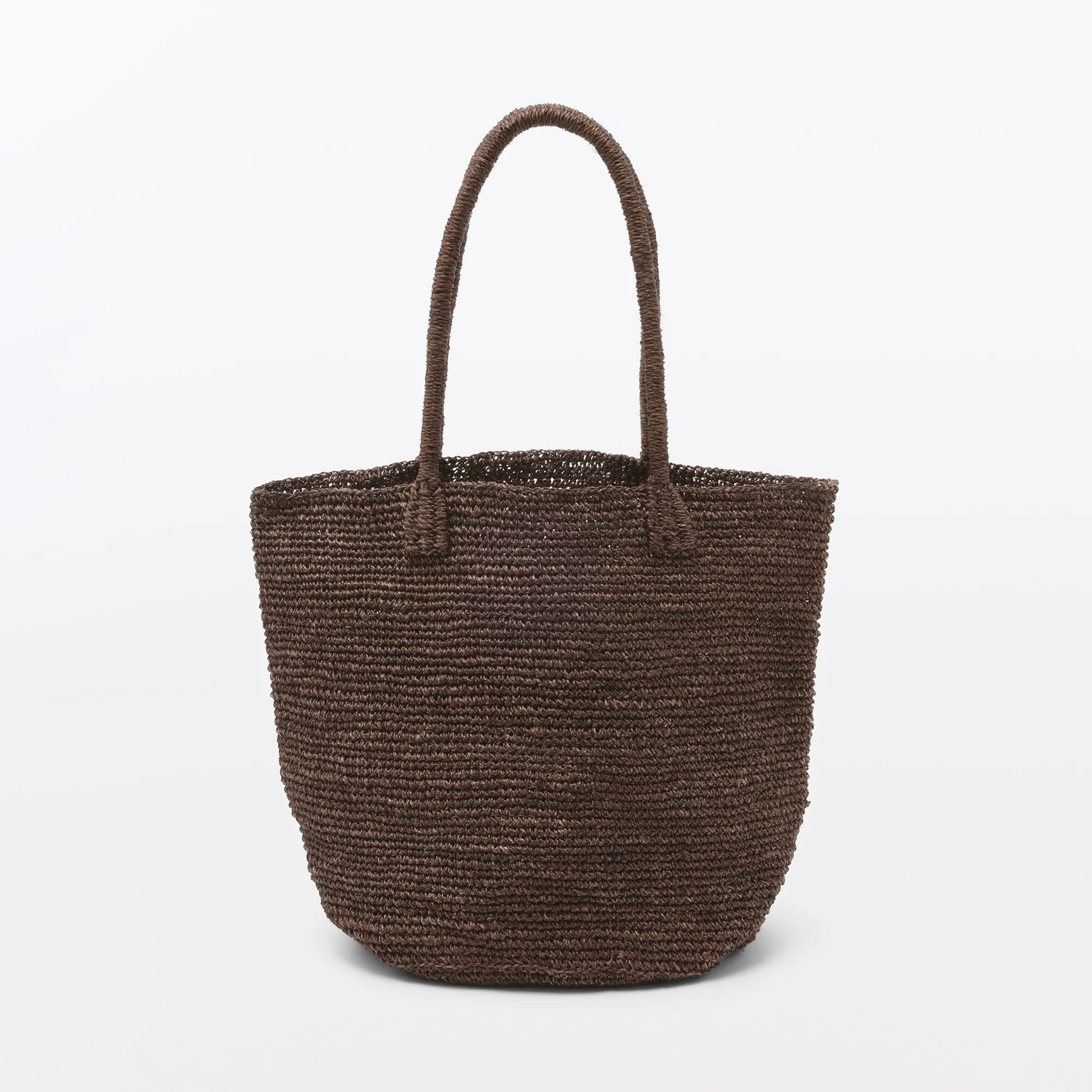 Labo Hand-Knitted Abacá Tote Bag - Image 4