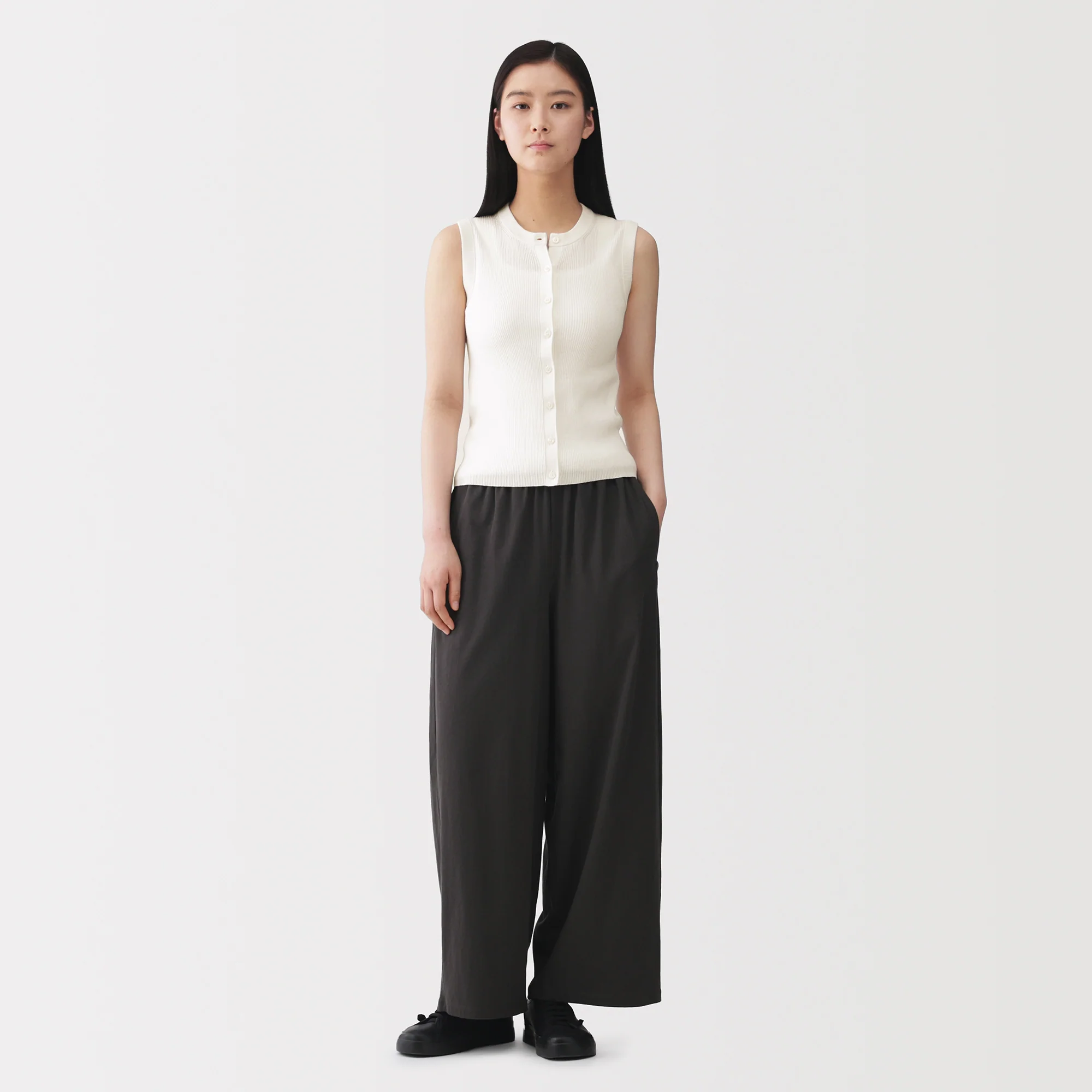 Labo High-Twist Cotton Knit Vest - Image 4