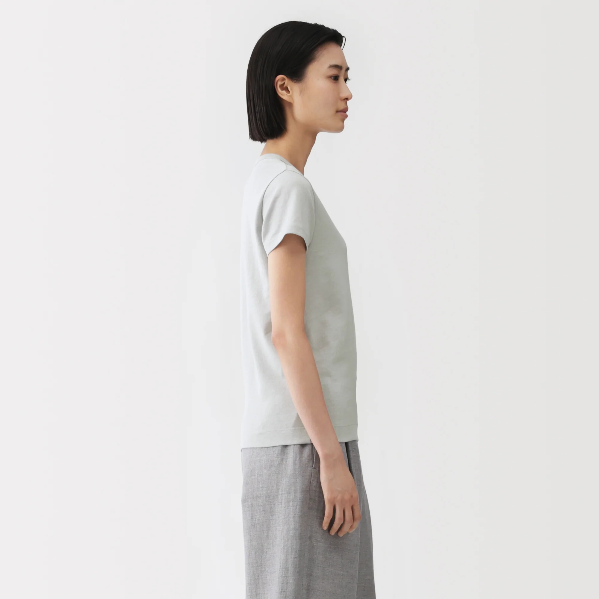 Labo Linen Blend T-Shirt - Image 21