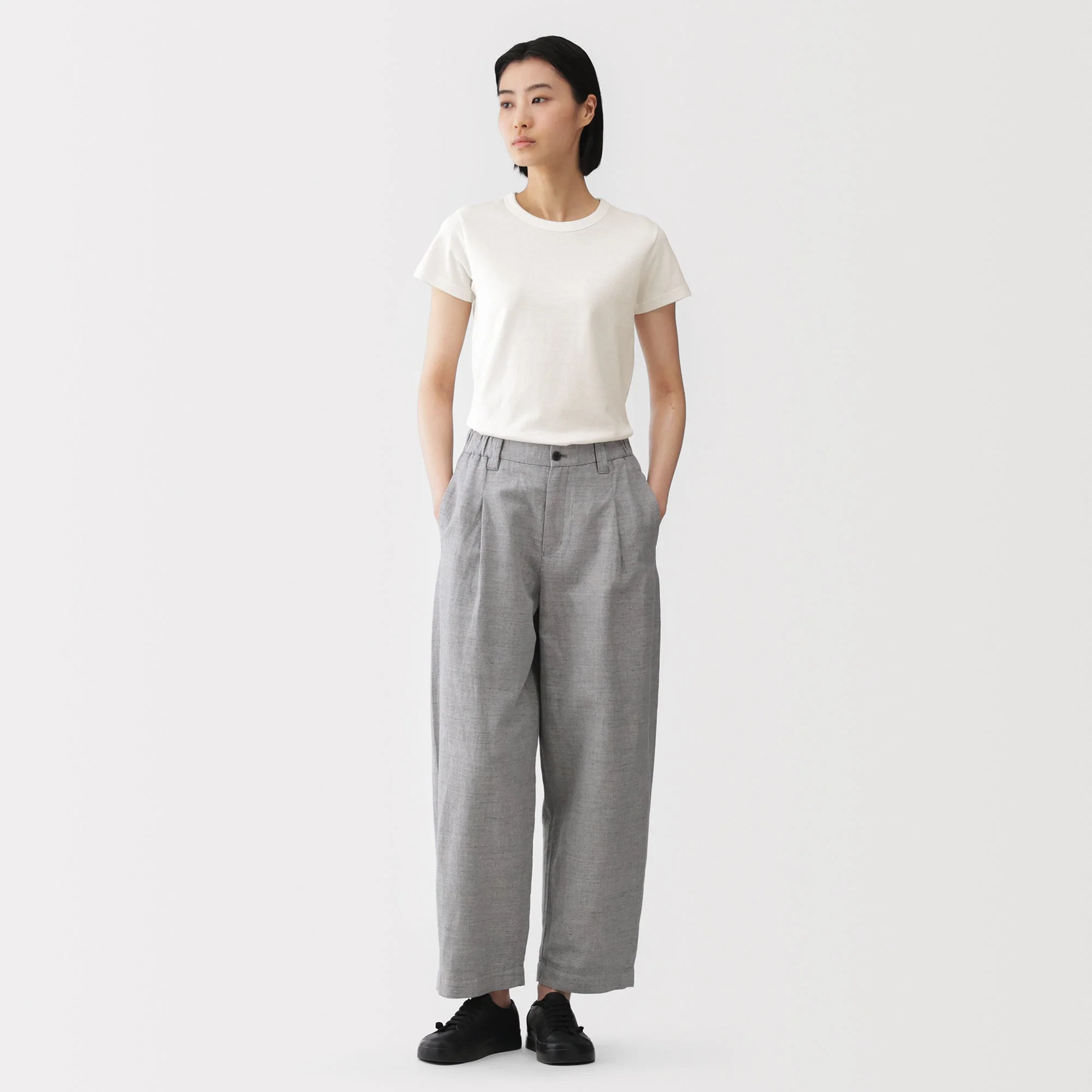 Labo Linen Blend T-Shirt - Image 4