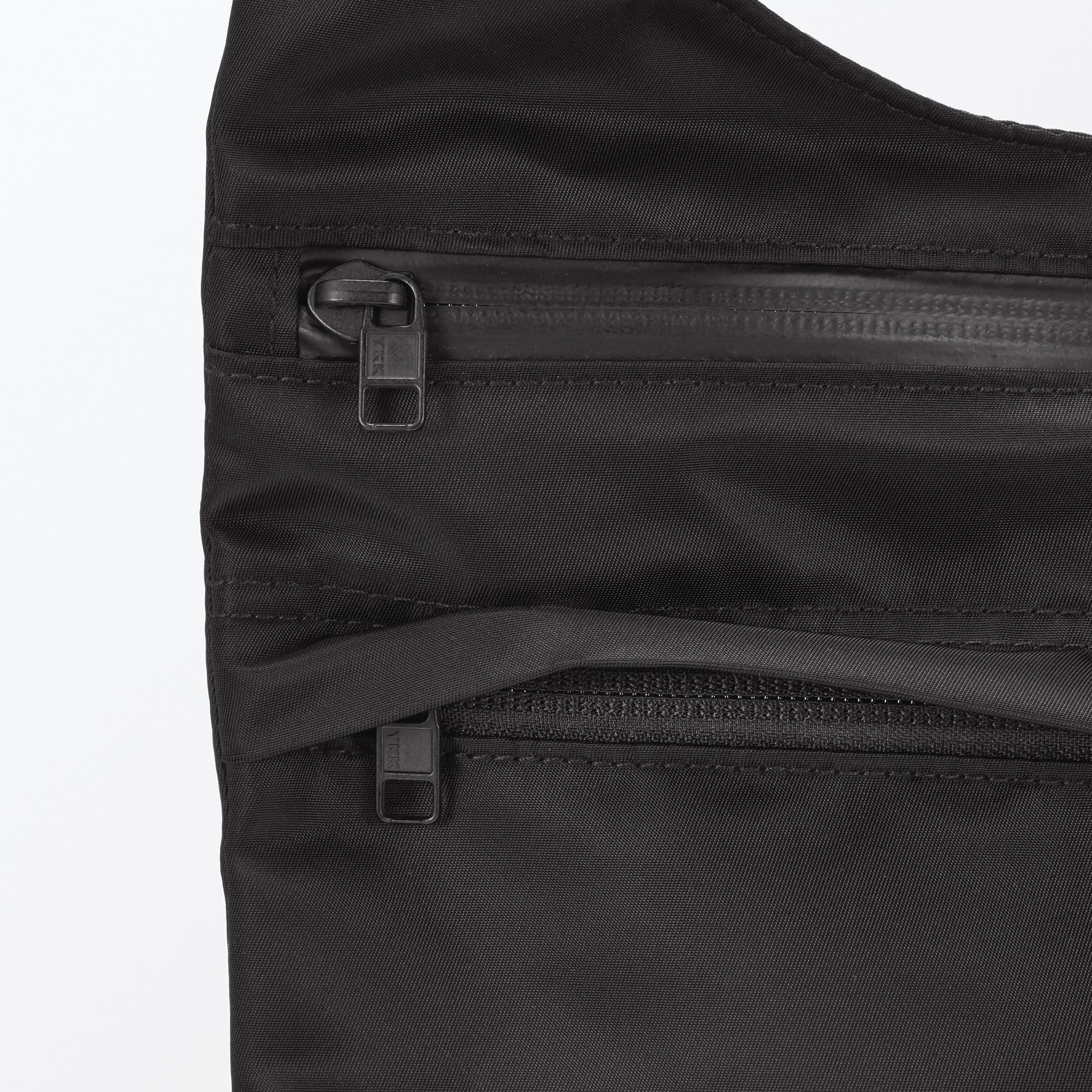 Labo Nylon Shoulder Bag - Image 19