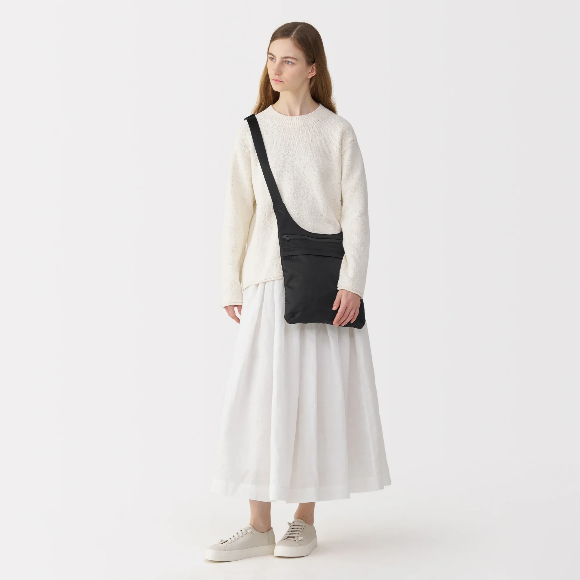 Labo Nylon Shoulder Bag - Image 21