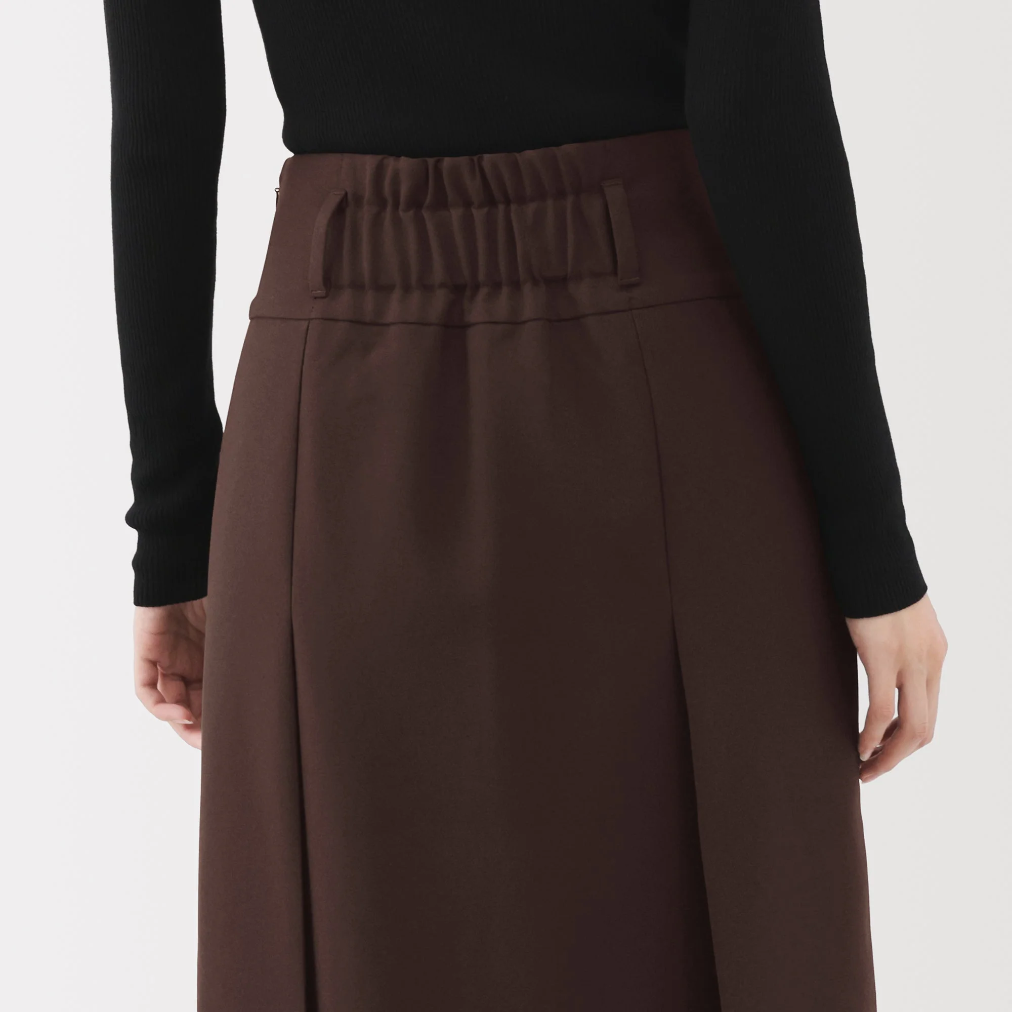 Labo Polyester Twill Tuck Skirt - Image 17