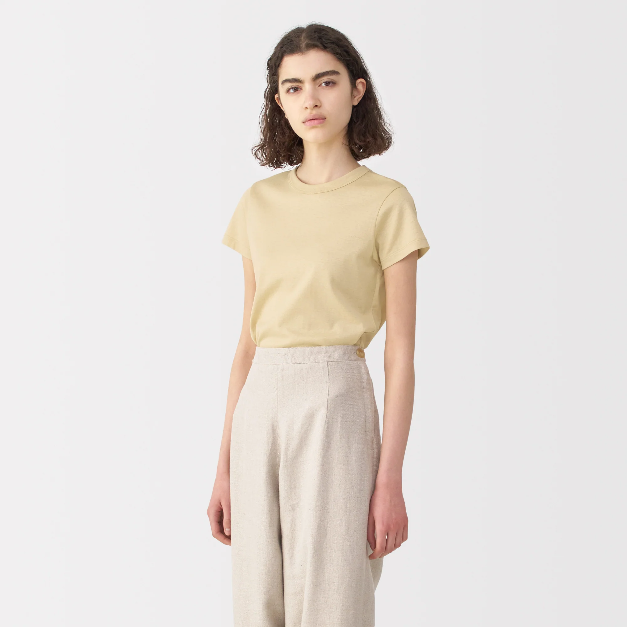Labo Women's Linen Blend Short Sleeve T-Shirt