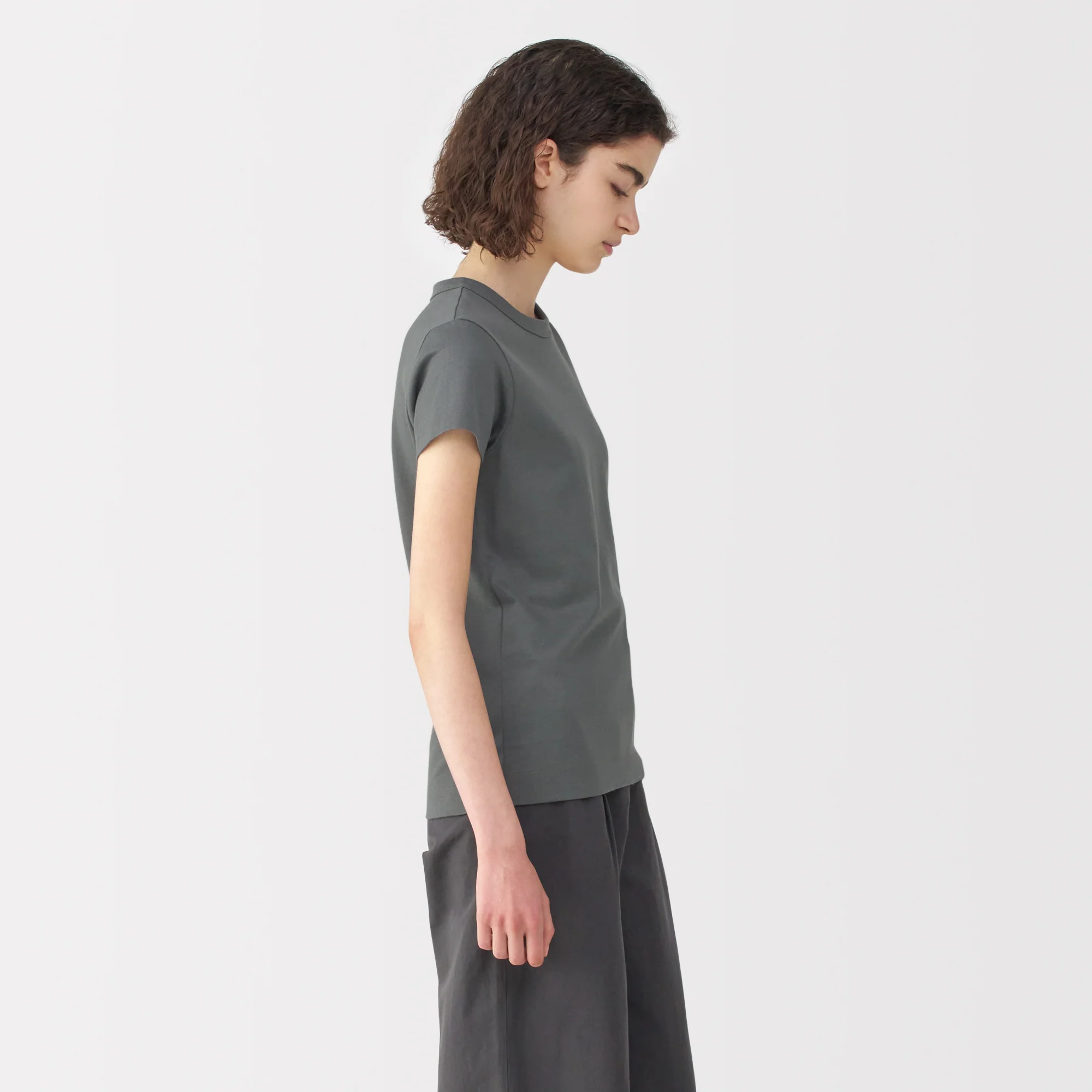 Labo Women's Linen Blend Short Sleeve T-Shirt - Image 19