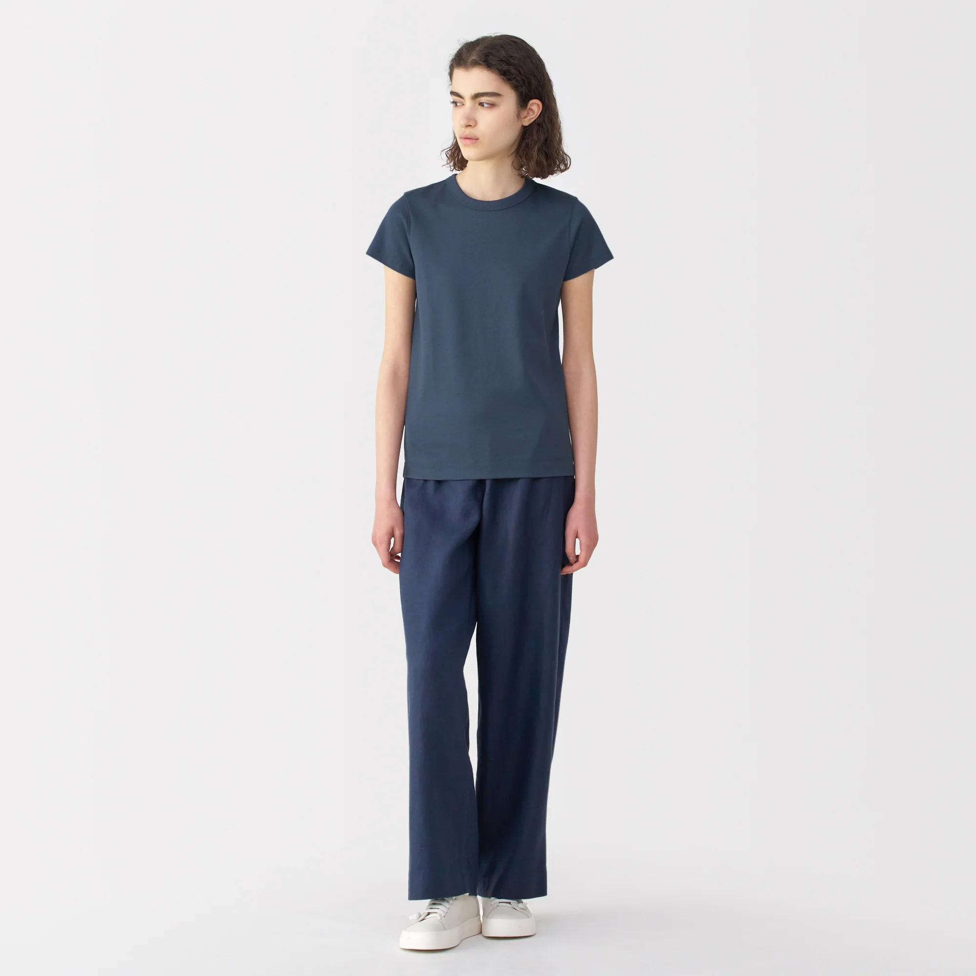 Labo Women's Linen Blend Short Sleeve T-Shirt - Image 24