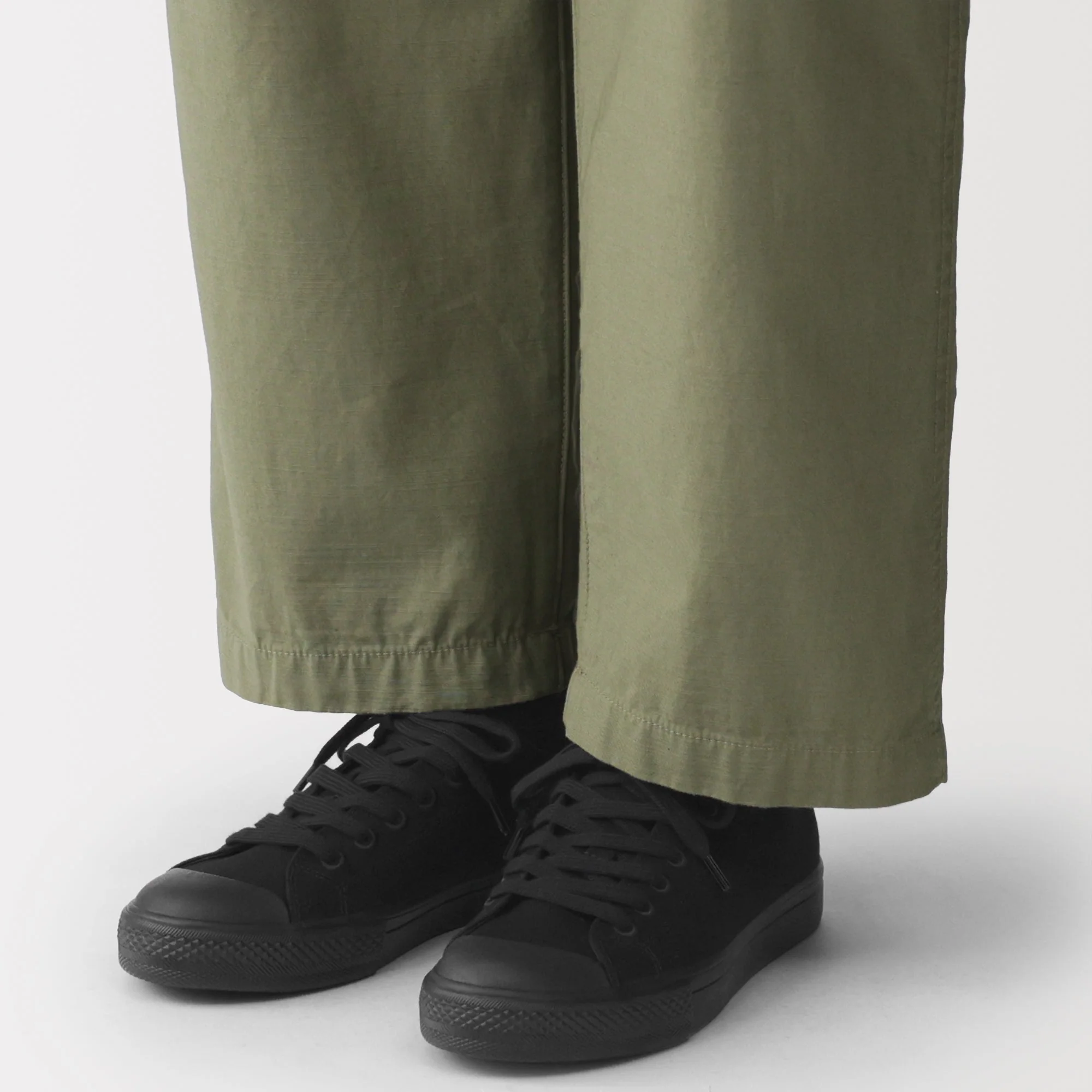 Less Tiring Sneakers - Black Pattern - Image 11