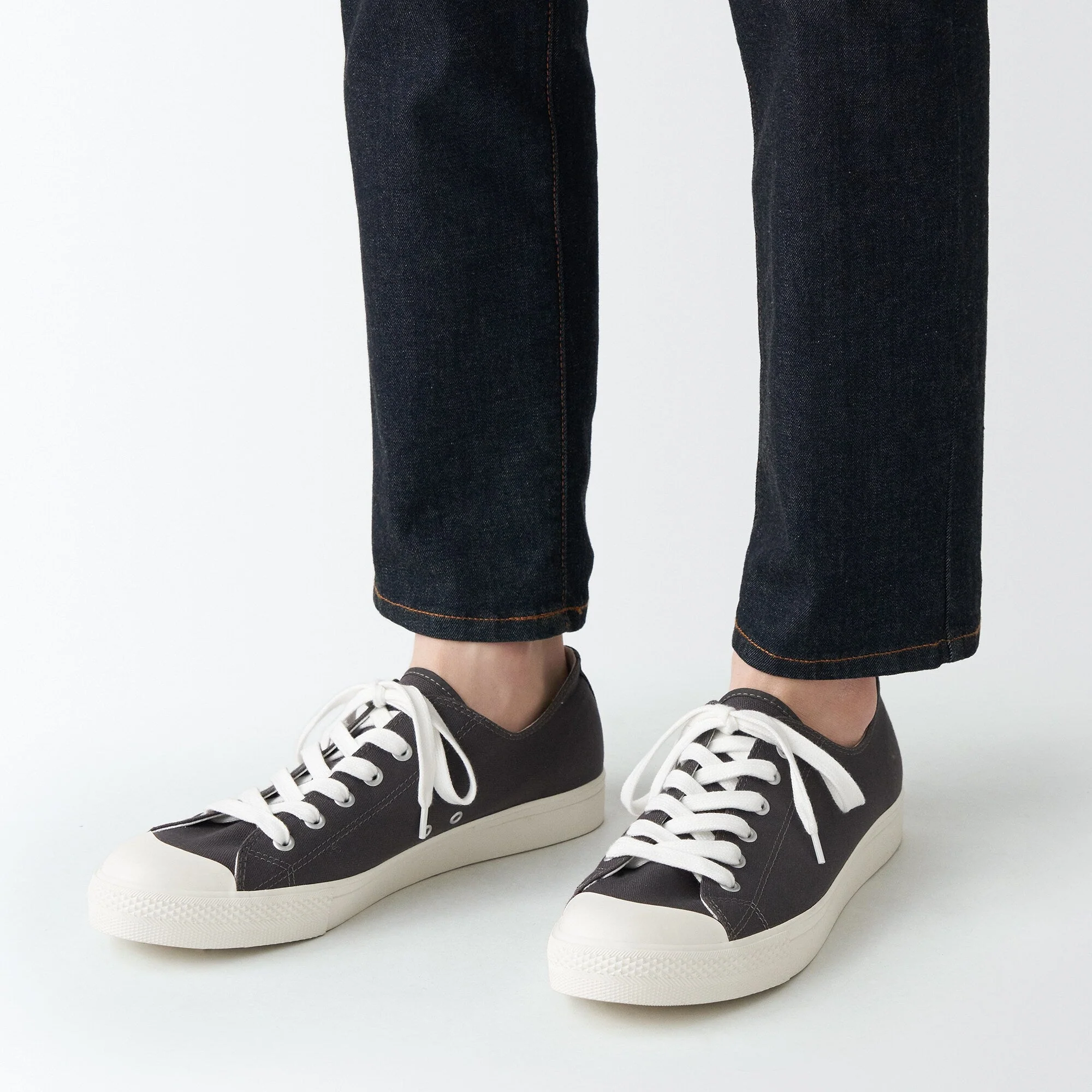Less Tiring Sneakers Charcoal Grey - Image 2