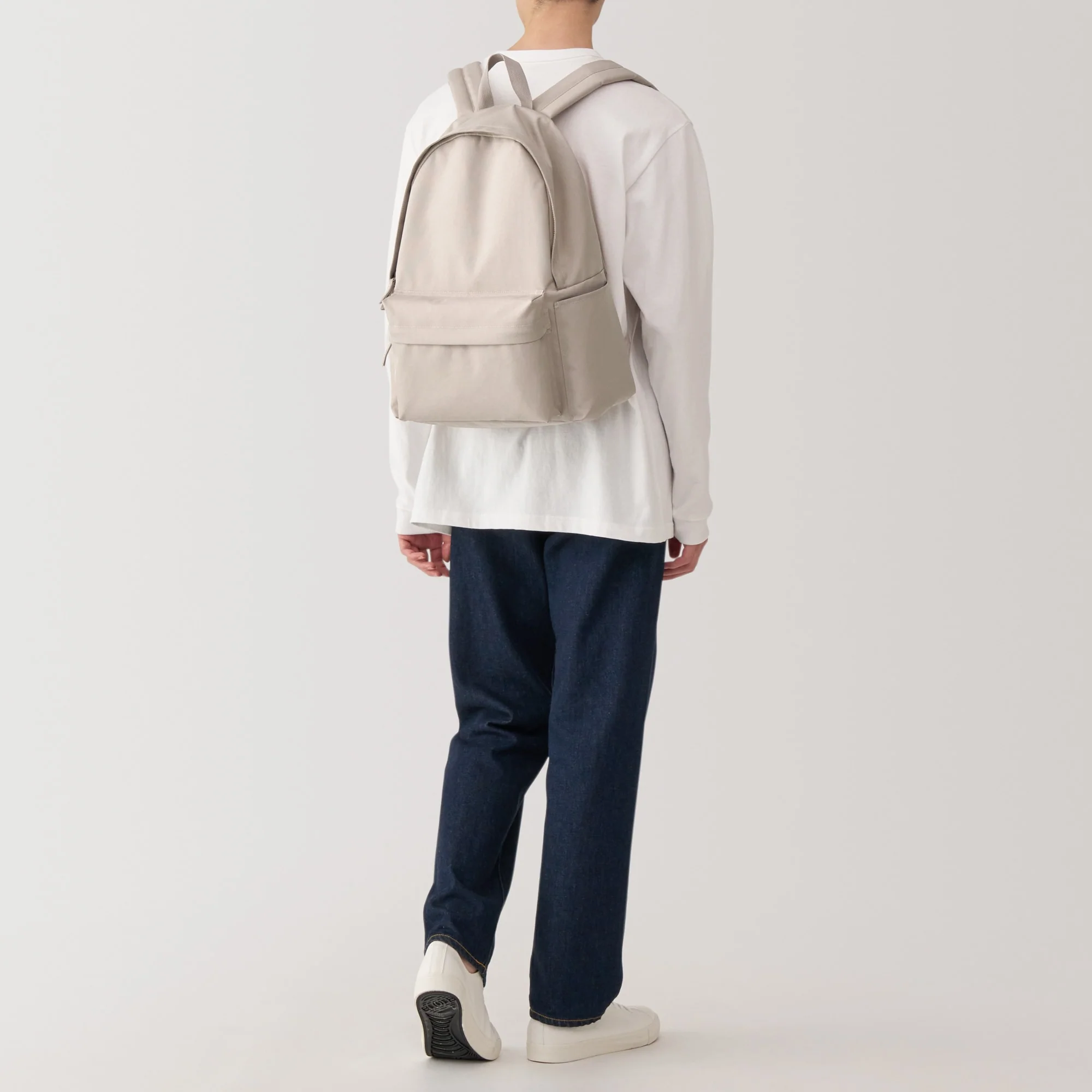 Less Tiring Water Repellent Backpack - Image 31