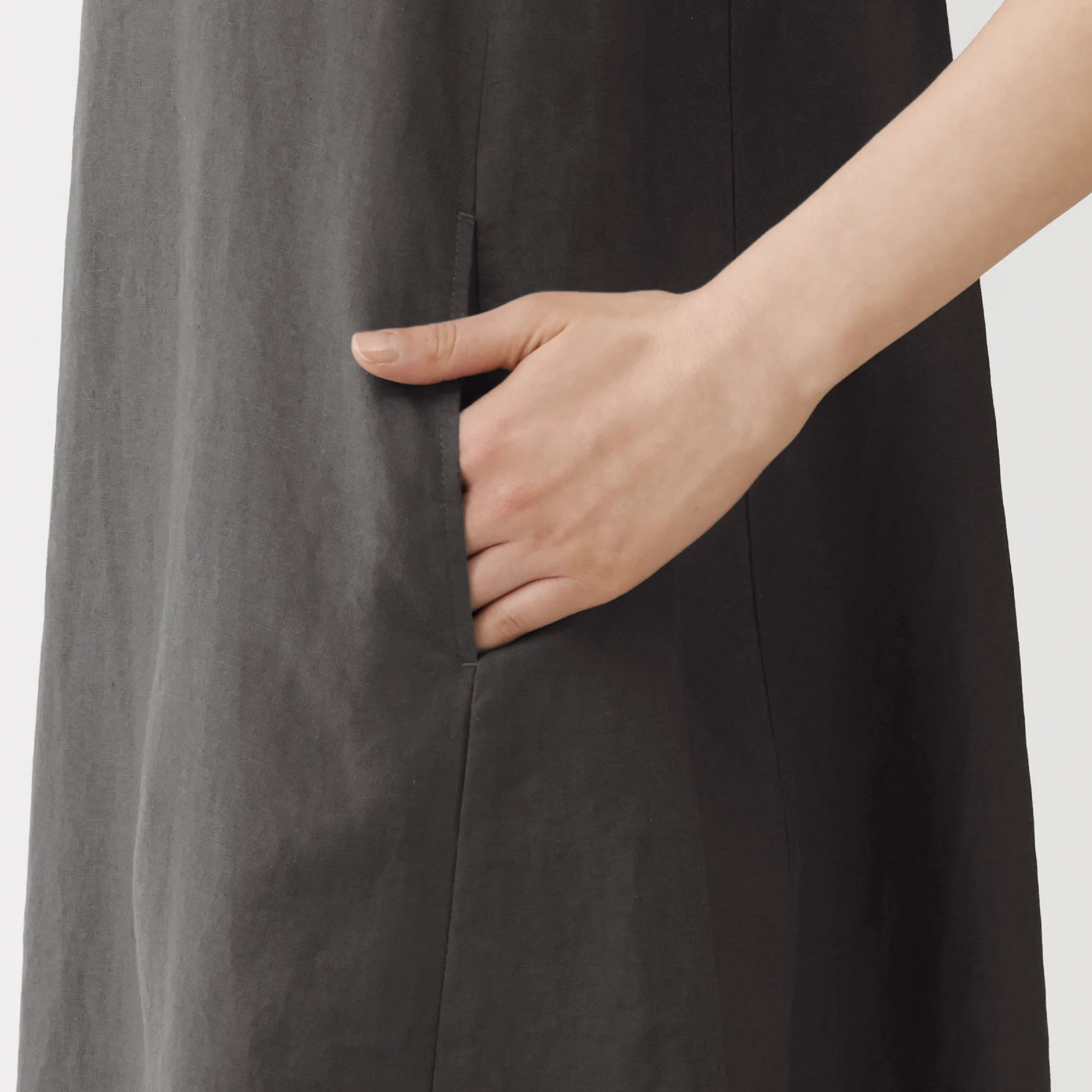 Linen Sleeveless Dress - Image 9