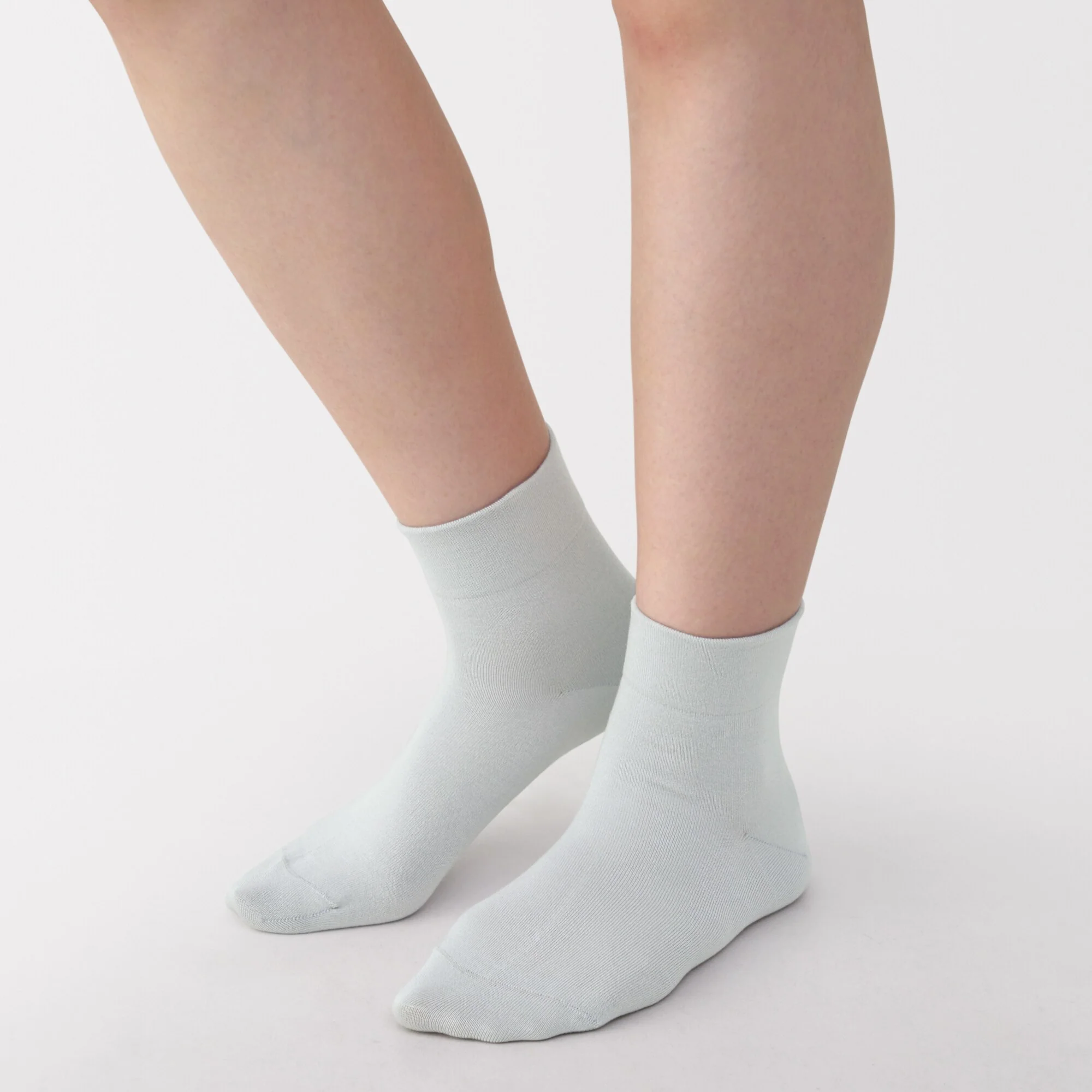 Loose Top Short Socks - Image 6