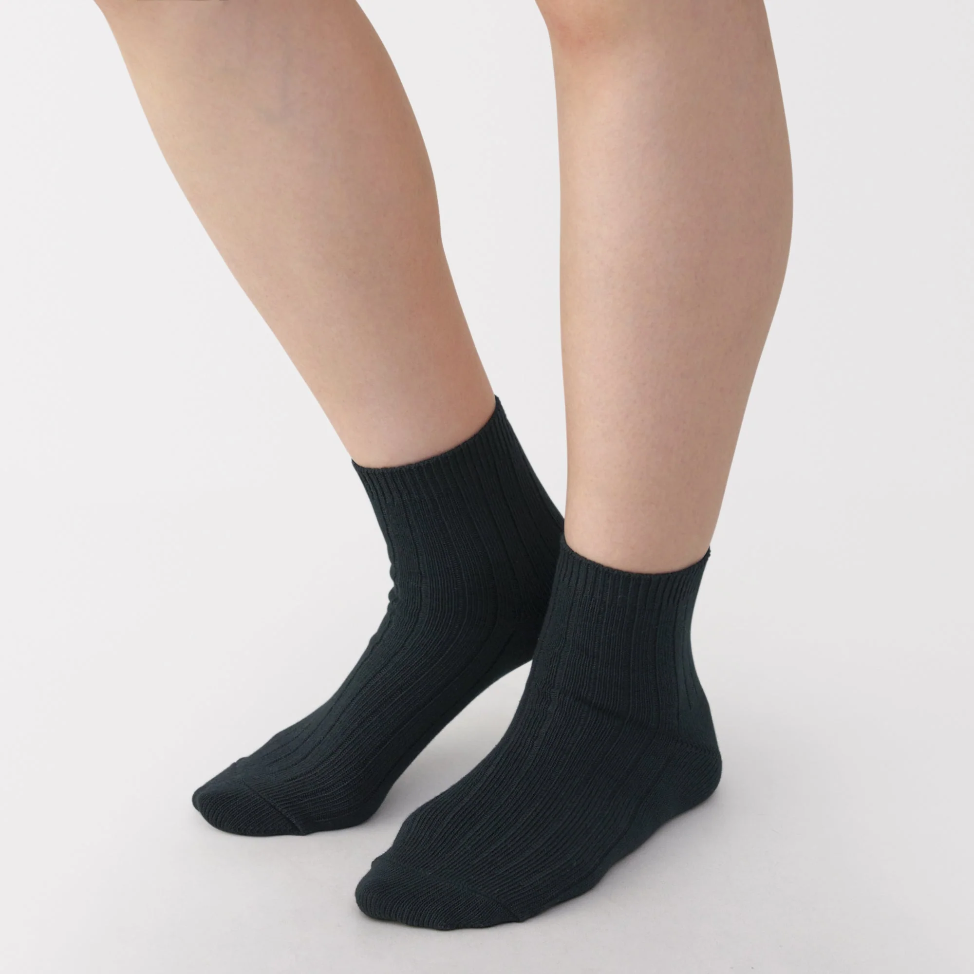 Loose Top Short Socks - Image 16