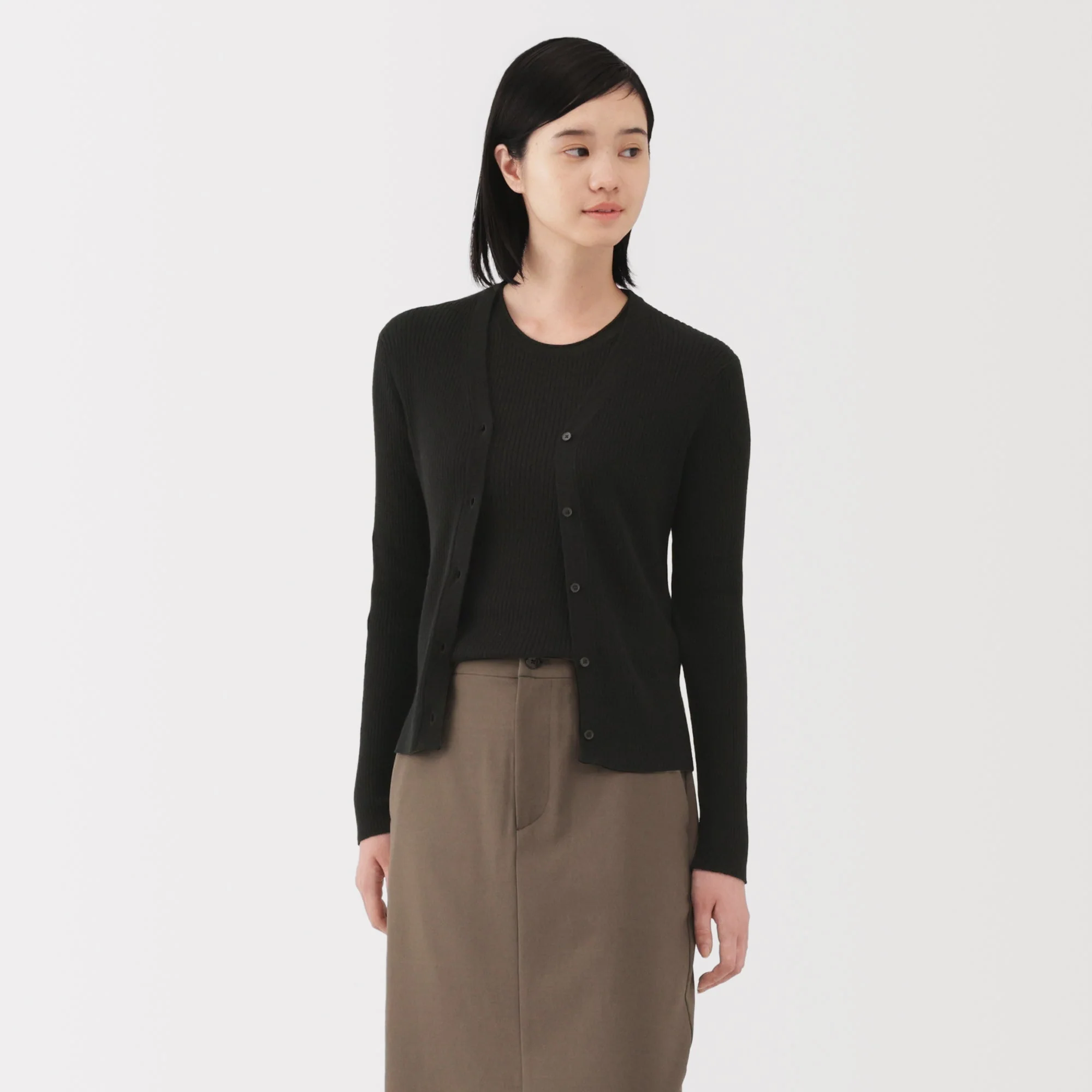 Lyocell Blend V-Neck Cardigan - Image 17