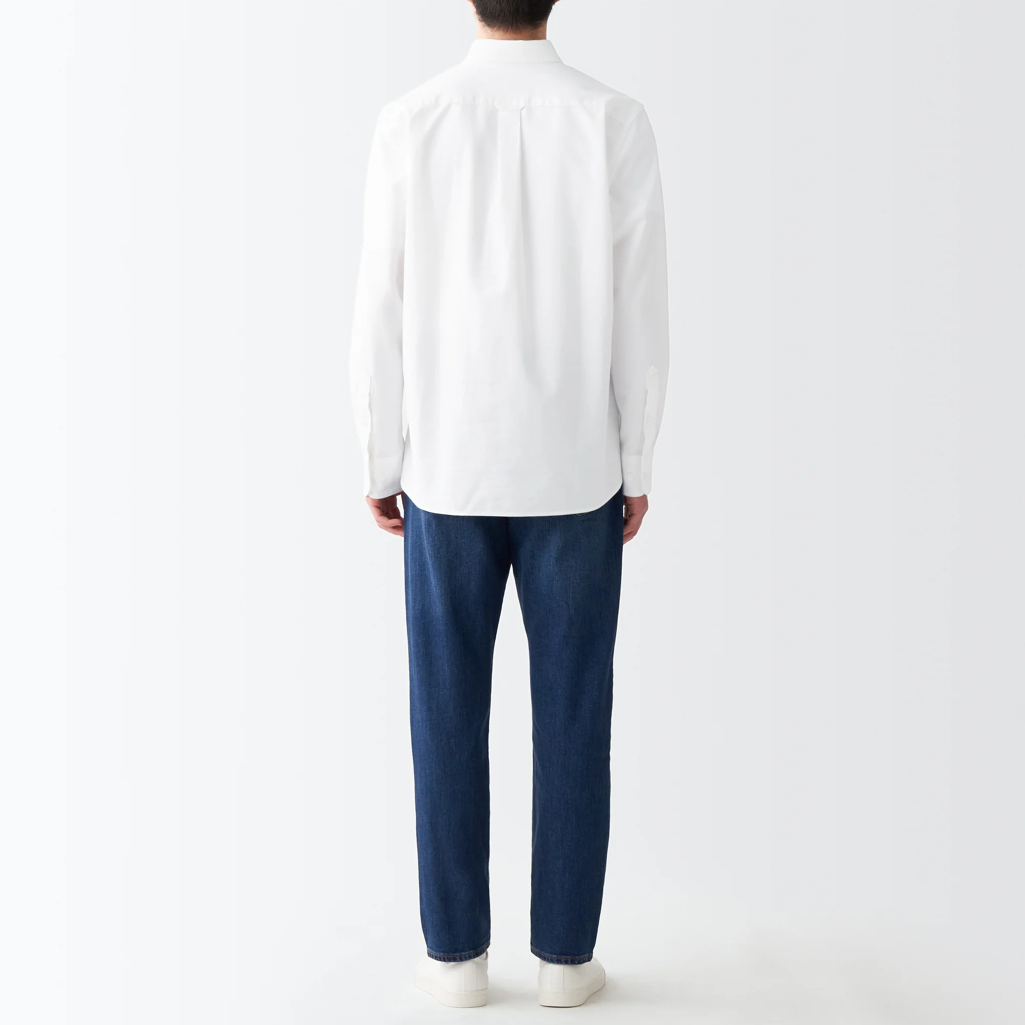 Men's Washed Oxford Collared Long Sleeve Button Down Shirt - Image 46