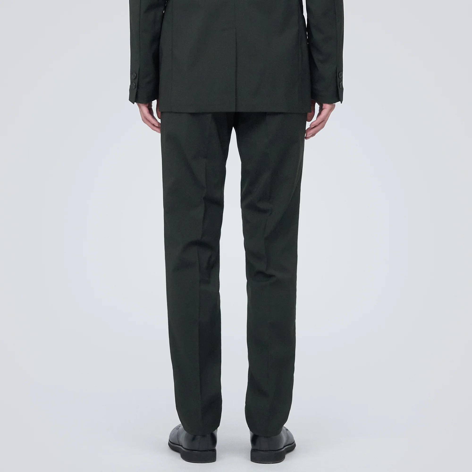 Men's Easy Care Stretch No Tuck Pants - Image 6